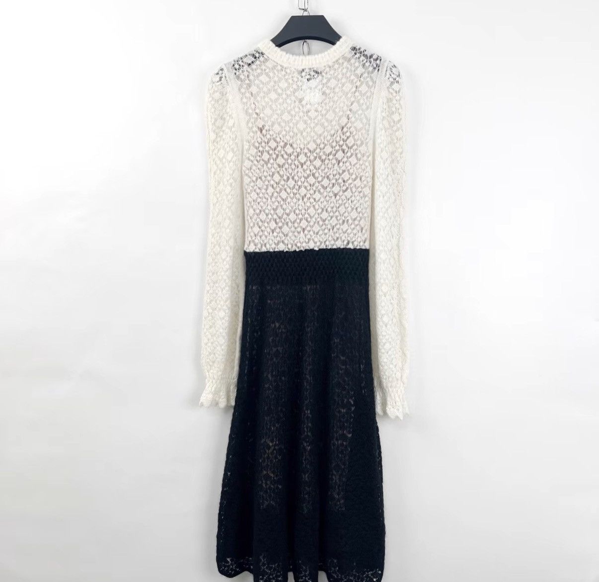 Chanel Chanel Black & White Color Block Hollow Knit Dress K12 Size XS / US 0-2 / IT 36-38 - 2 Thumbnail