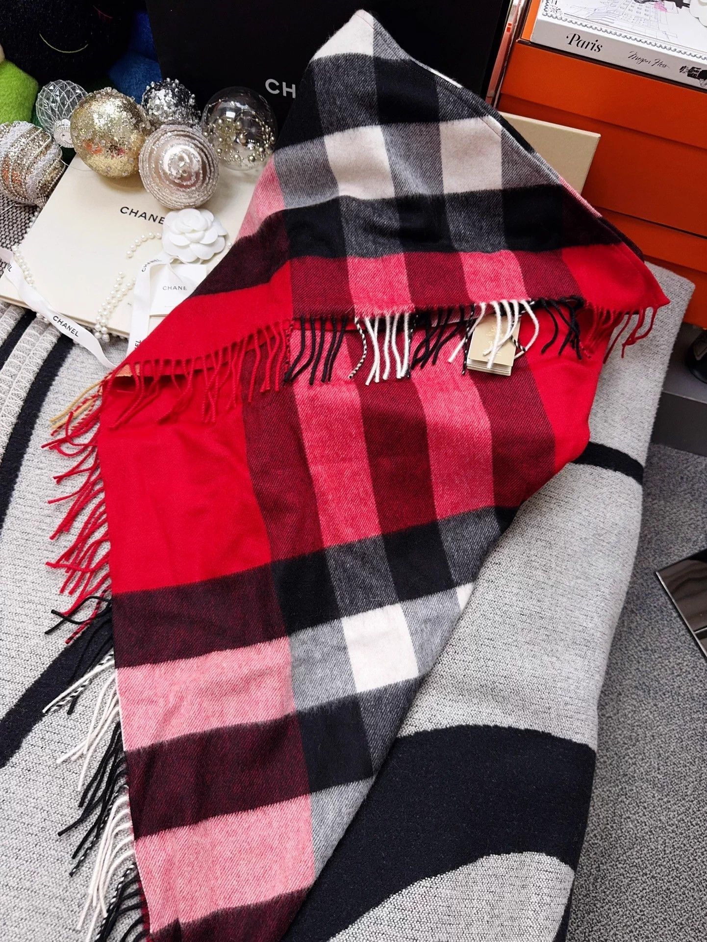 Burberry Burberry Red Black Colorblock Classic Check Cashmere Scarf Size ONE SIZE - 6 Thumbnail