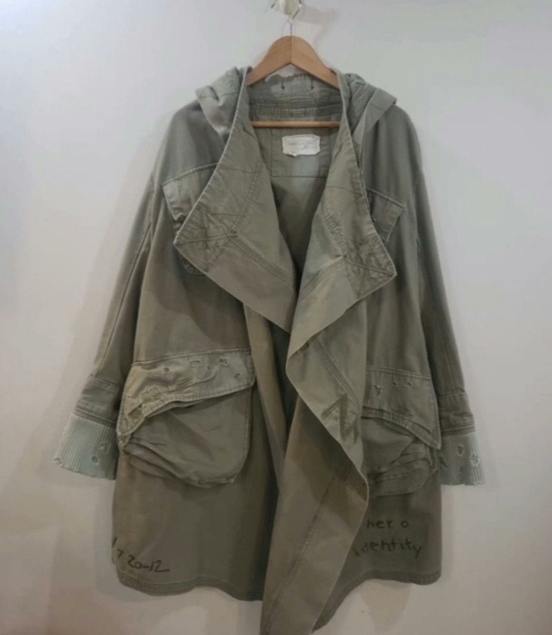 Greg Lauren greg lauren Embroidered Destroyed Army Cloth Coat Size US S / EU 44-46 / 1 - 1 Thumbnail
