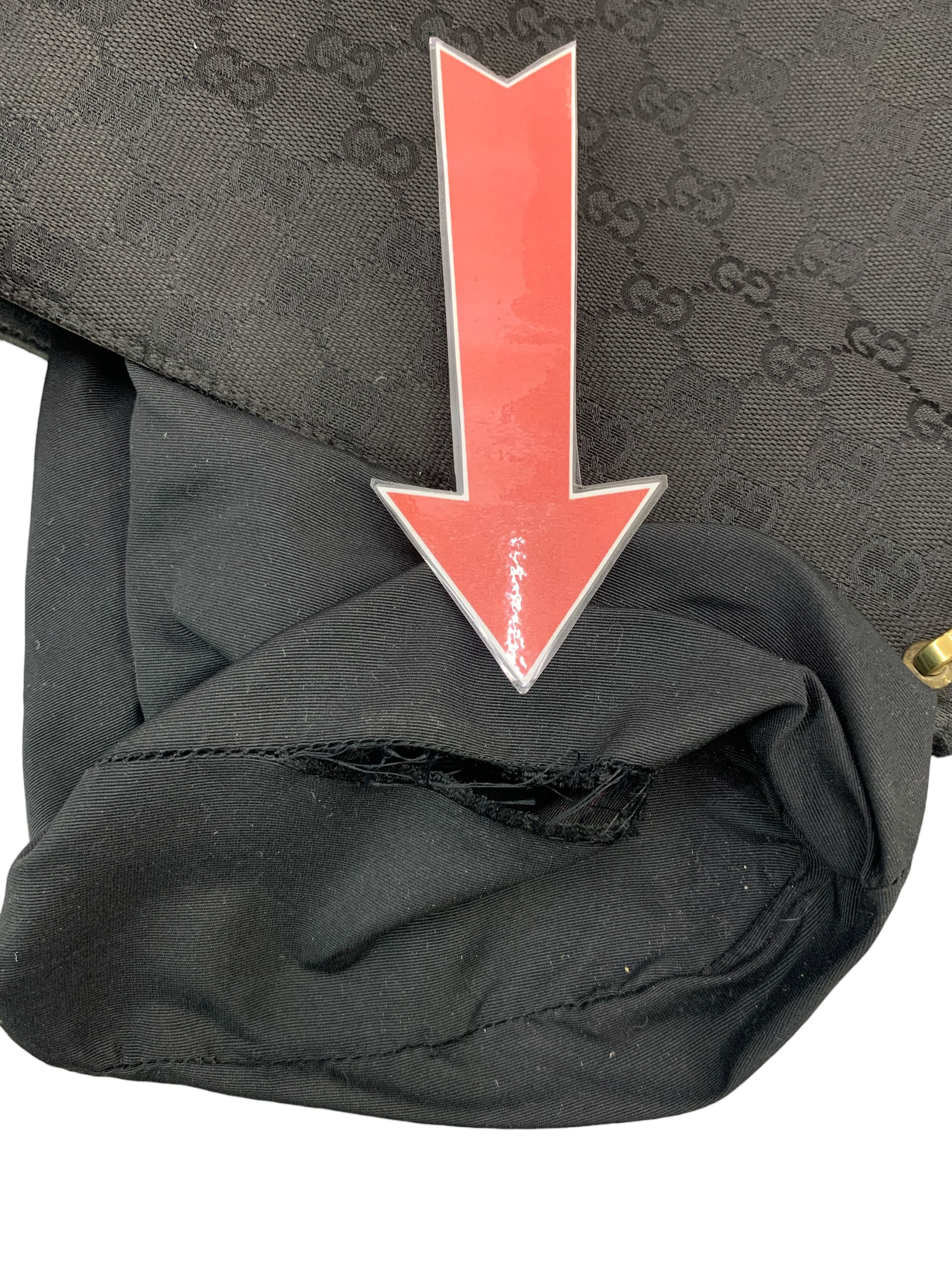 Gucci × Vintage Vintage Gucci Crossbody Bag Unisex Size ONE SIZE - 10 Thumbnail