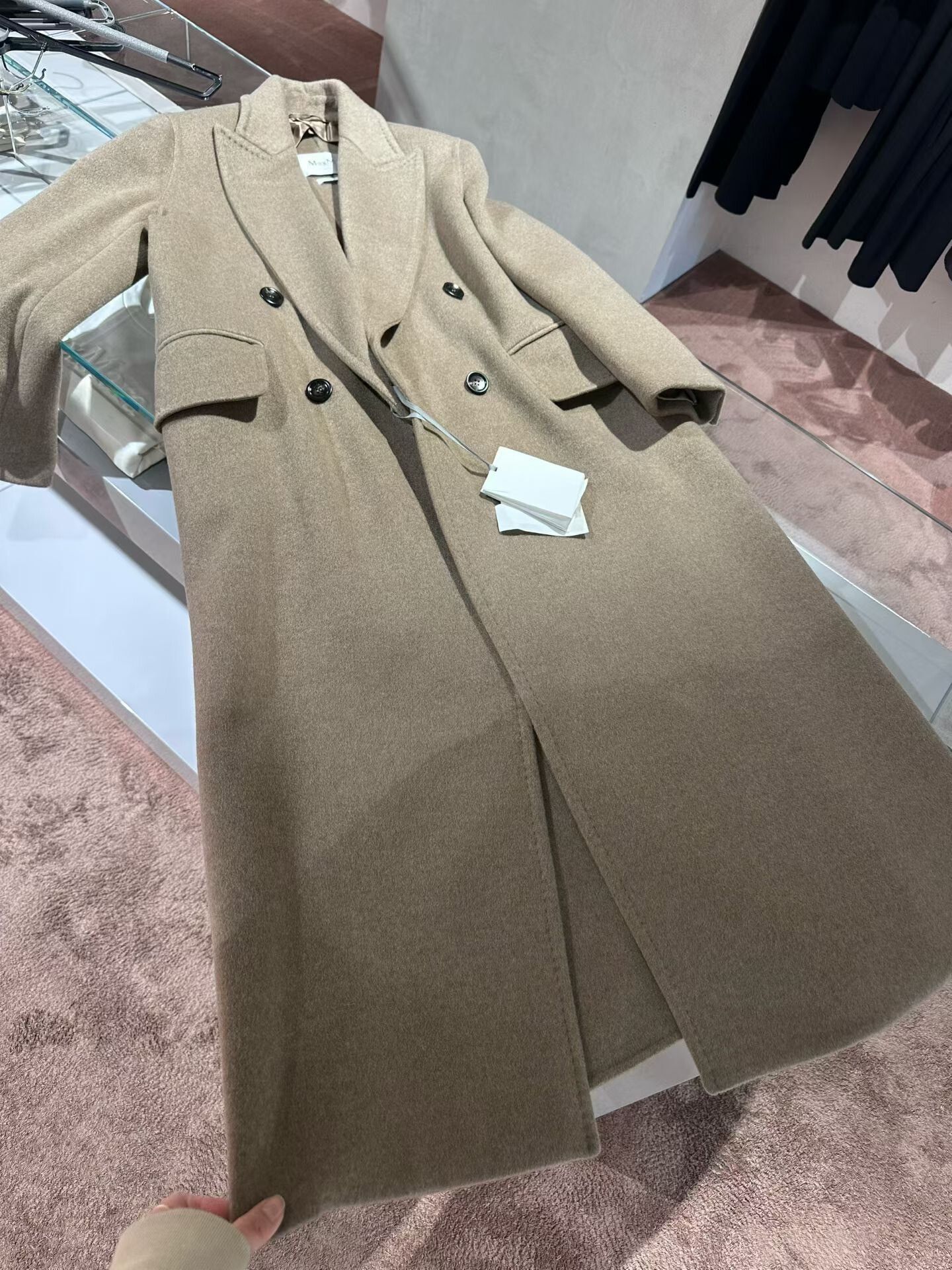 Max Mara Maxmara Long Beige Double-Breasted Coat Size XS / US 0-2 / IT 36-38 - 1 Thumbnail