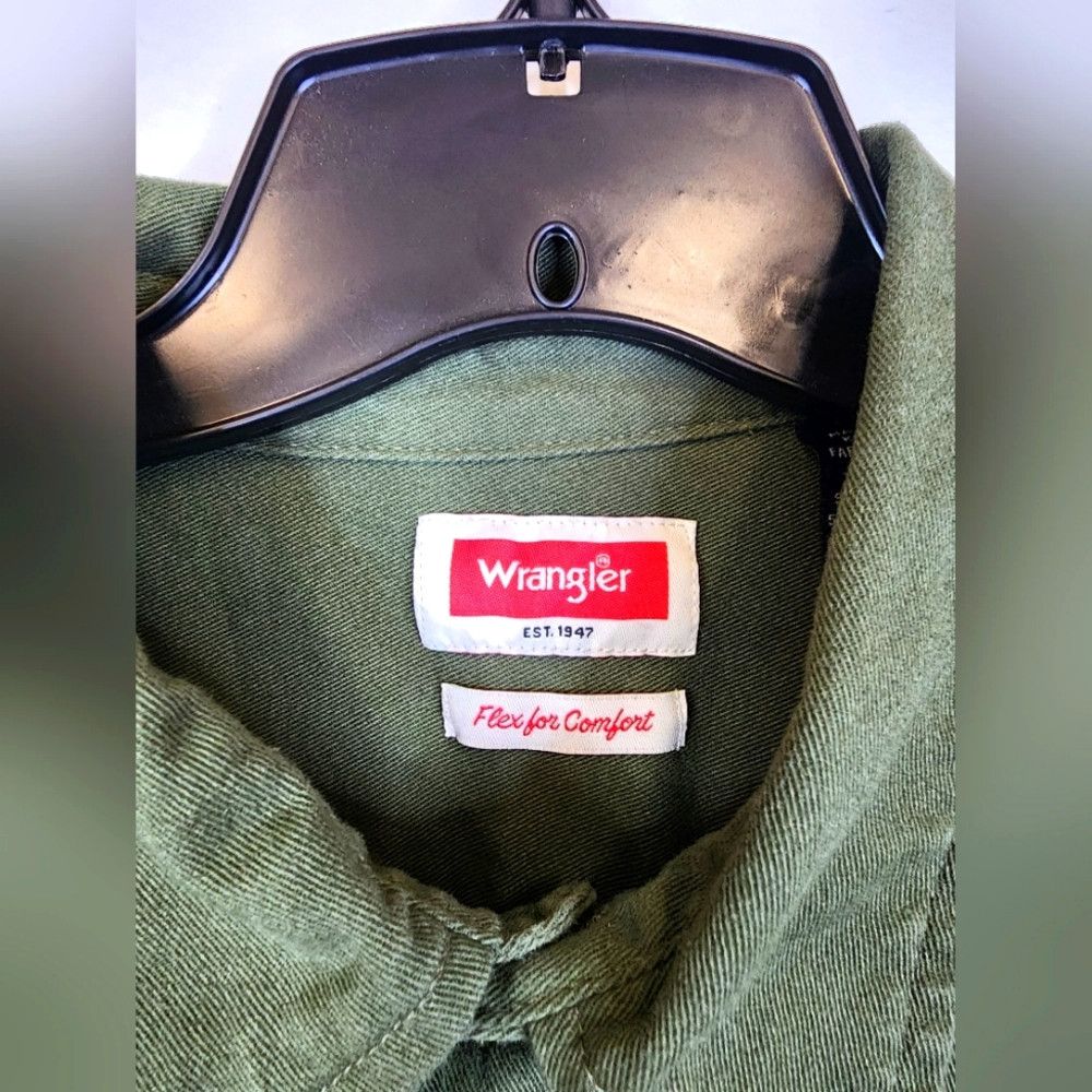 Wrangler Wrangler Xlarge Army Green Button Down Long Sleeve Workwear Size US XL / EU 56 / 4 - 3 Thumbnail
