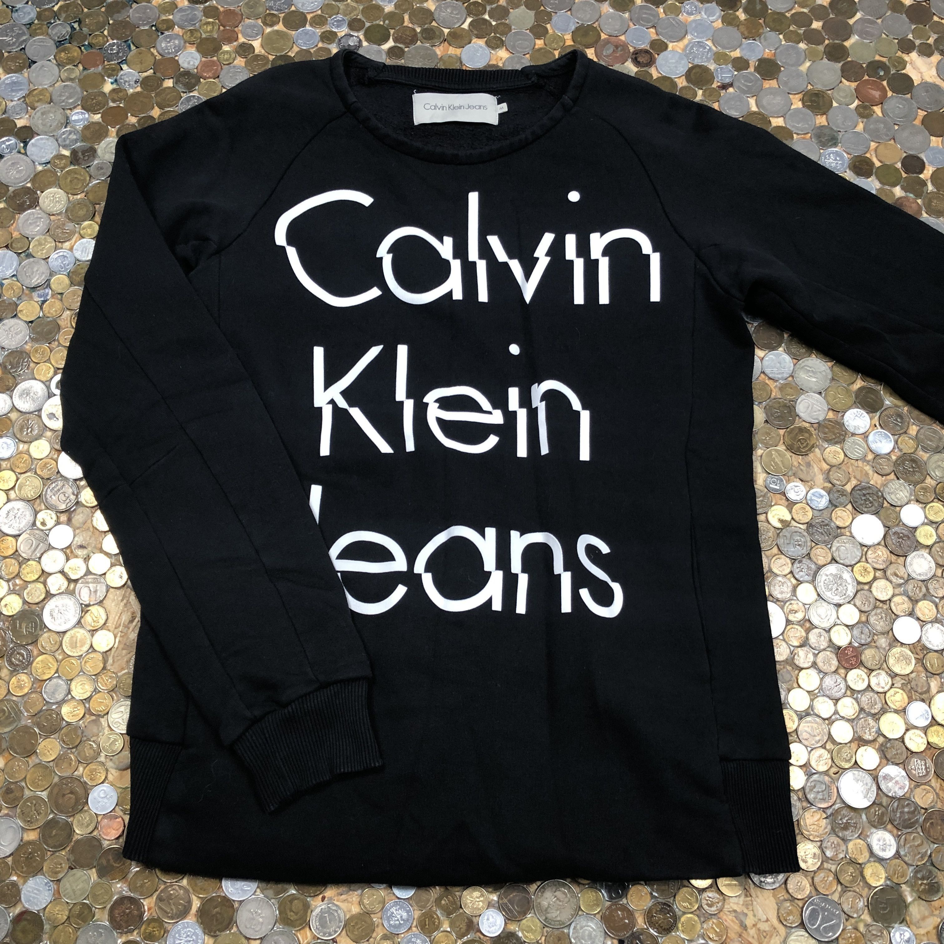Calvin Klein Clavin Klein Crewneck SpellOut logo Size US M / EU 48-50 / 2 - 1 Thumbnail
