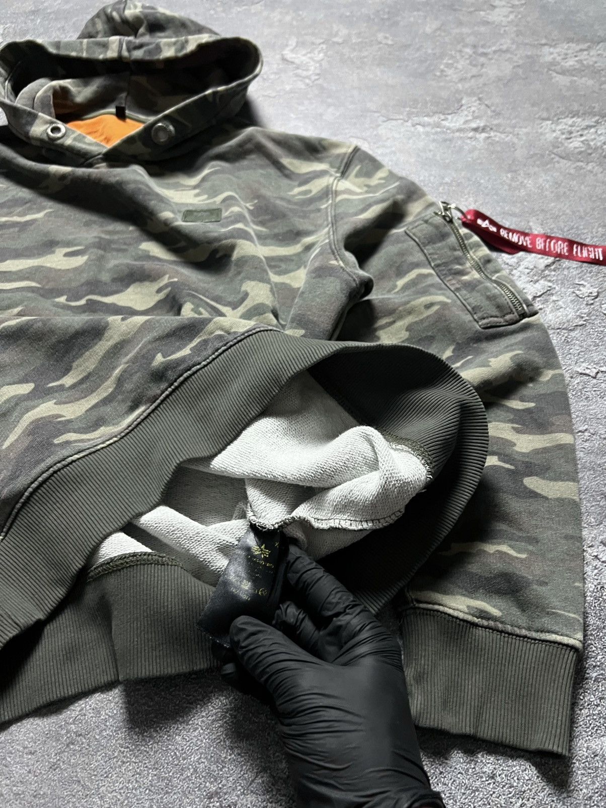 Alpha Industries Vintage Alpha Industries Camo Military Big Logo Hoodie M Size US M / EU 48-50 / 2 - 8 Thumbnail