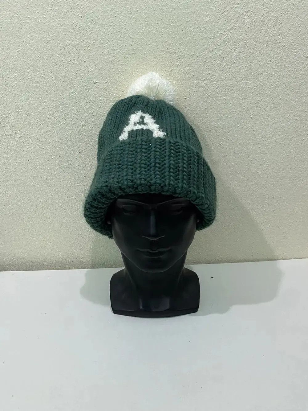 Japanese Brand Japanese Brand Vivian Blue Knit Bobble Beanie Hat Size ONE SIZE - 2 Thumbnail