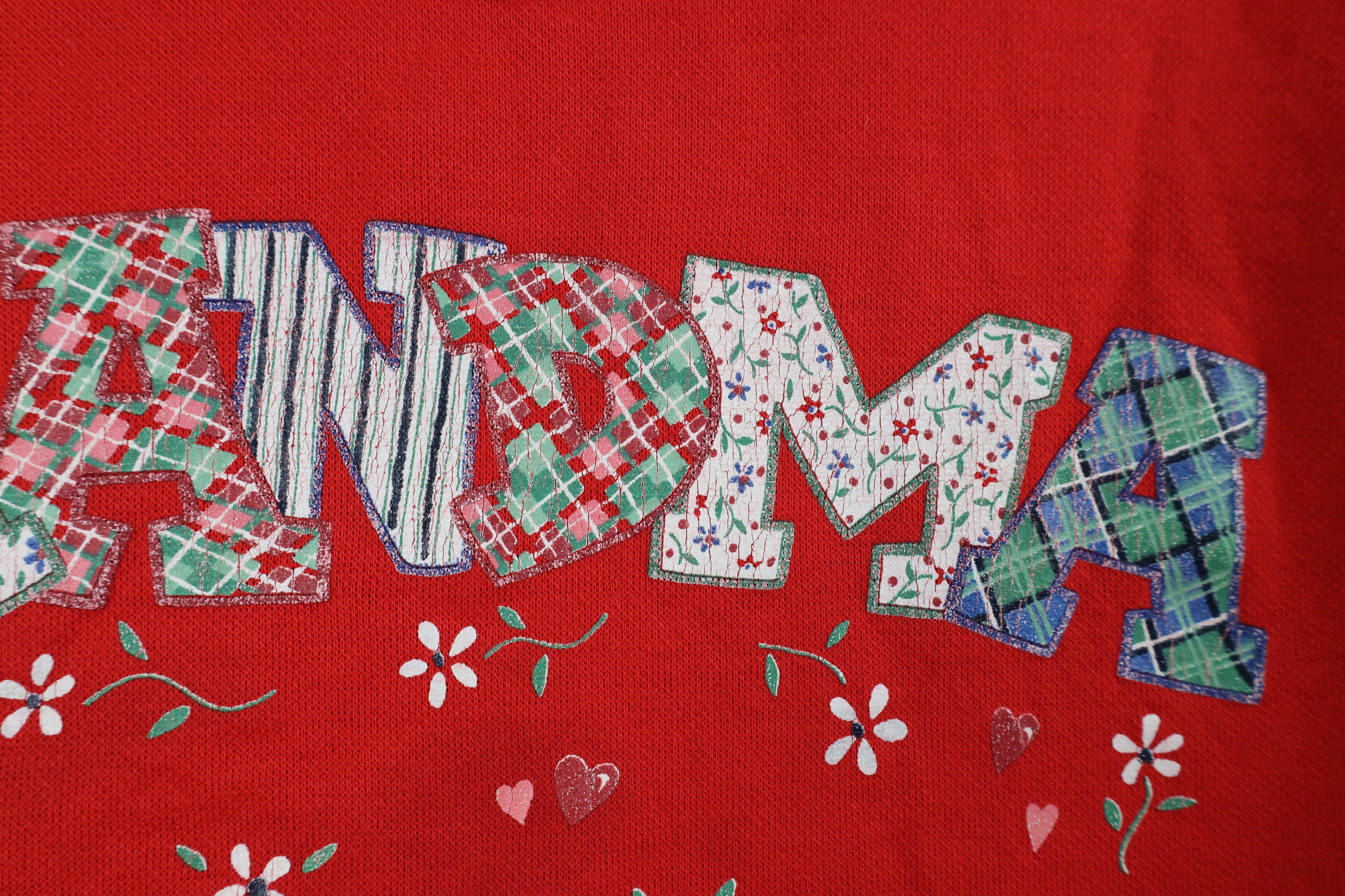 Vintage Vintage 90s Streetwear Grandma Flower Heart Sweatshirt USA Size L / US 10 / IT 46 - 6 Thumbnail