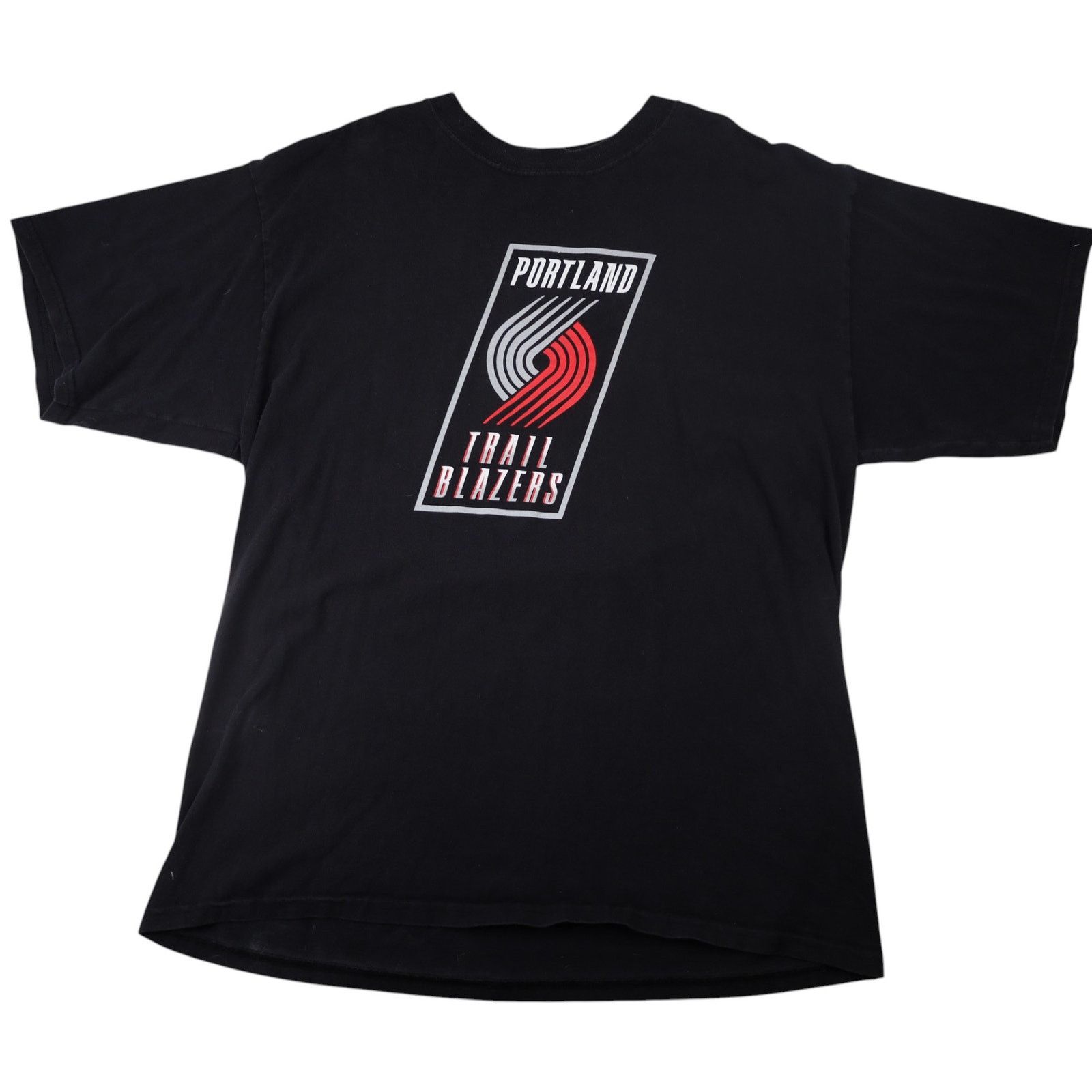 Majestic × Vintage VTG Majestic Portland Trail Blazers #52 Greg Oden T Shirt Size US XL / EU 56 / 4 - 1 Thumbnail