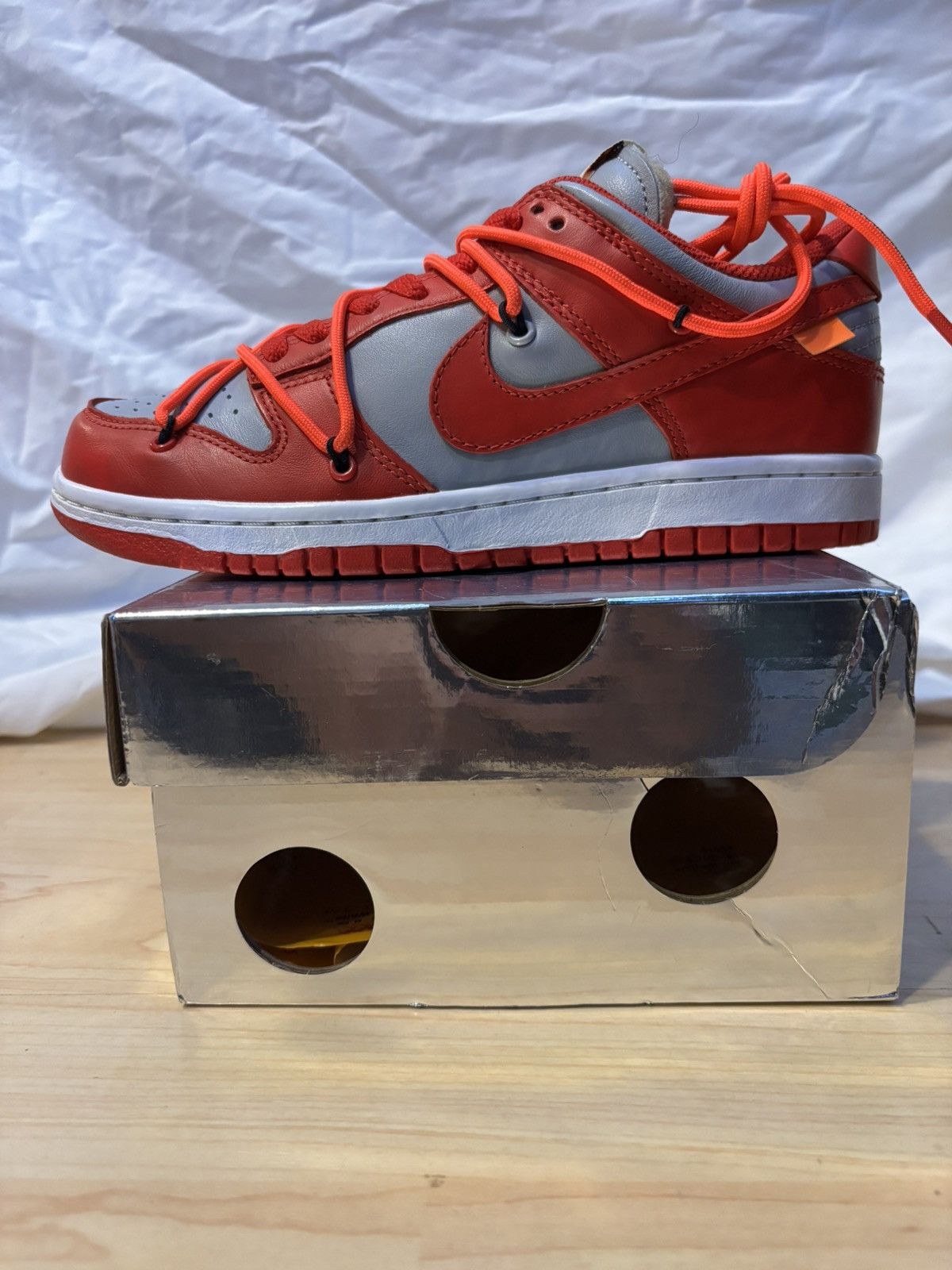 Nike × Off-White Off White Nike Dunk Low University Red size 5.5 Size US 5.5 / EU 38 - 3 Thumbnail