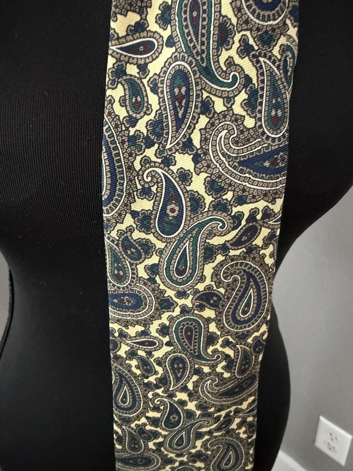 Bert Pulitzer Bert Pulitzer Collectors Edition Paisley Silk Neck Tie. Size ONE SIZE - 2 Thumbnail