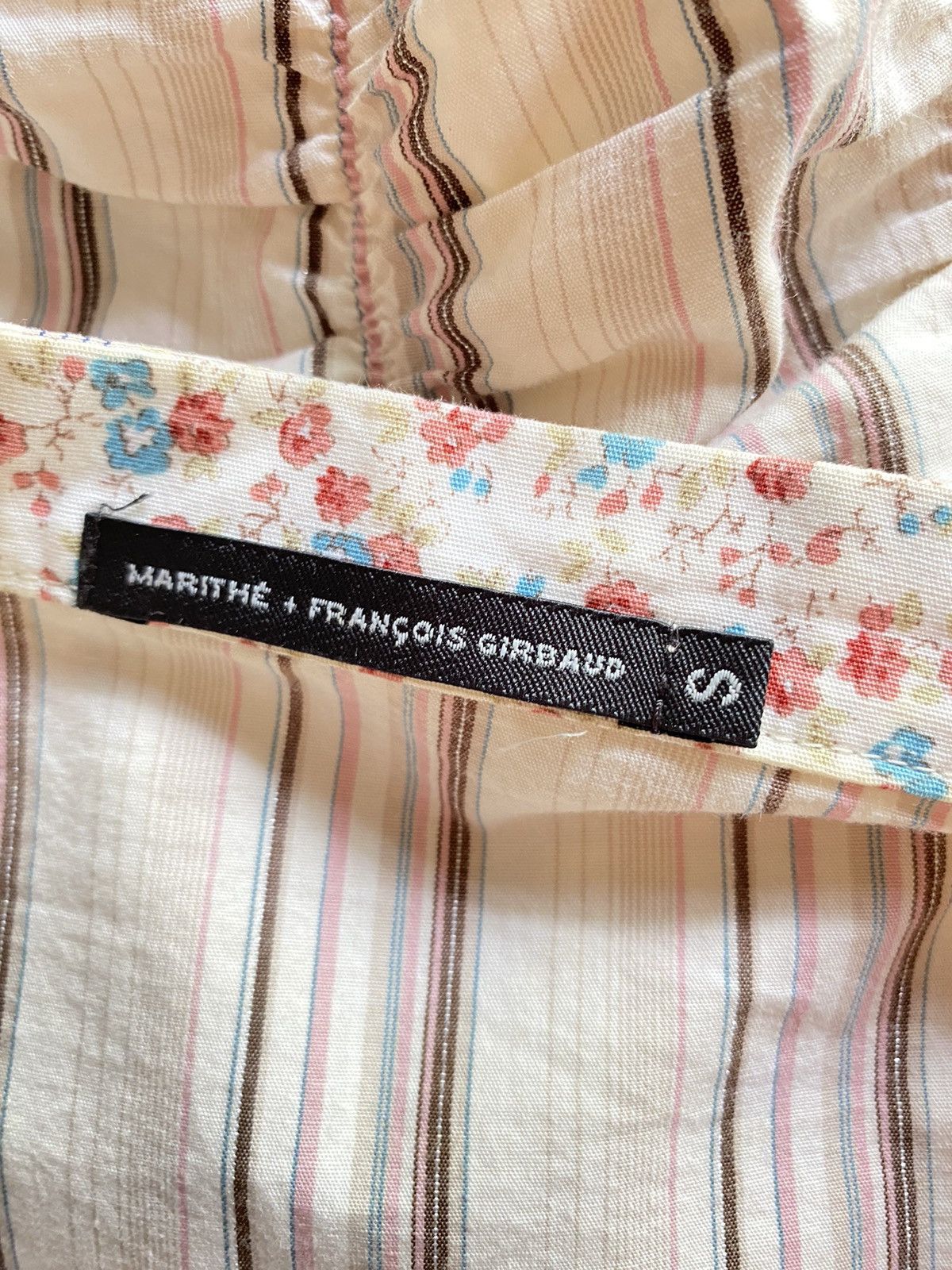 Marithe + Francois Girbaud Marithe Francois Girbaud floral print blouse. Size S / US 4 / IT 40 - 11 Thumbnail