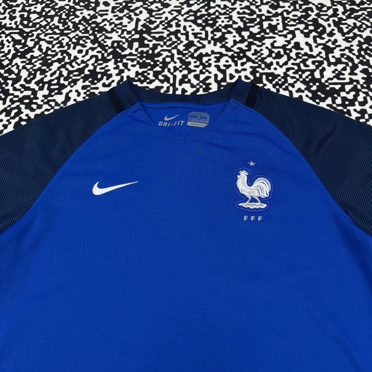 Nike Vintage Y2K Nike France Soccer Blokecore Style Jersey Tshirt Size S / US 4 / IT 40 - 8 Thumbnail