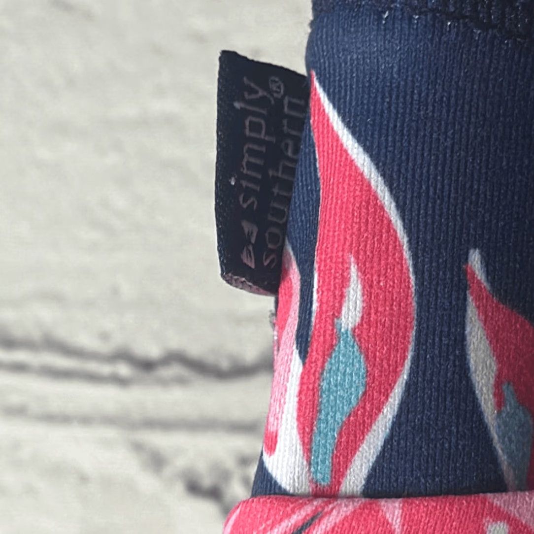 Paradise Simply Southern Leggings Women L Paradise Blue Pink Multicolor Capri New Size 36" / US 14 / IT 50 - 3 Thumbnail