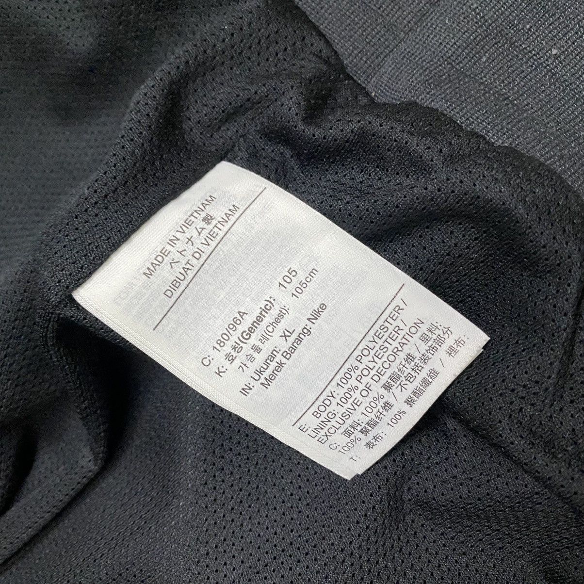 Nike Nike small swoosh light hoodie jacket Size US M / EU 48-50 / 2 - 8 Thumbnail