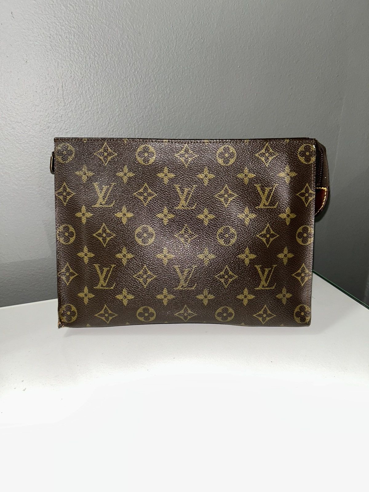 Louis Vuitton Louis Vuitton Monogram Toiletry Pouch 26 w COA Size ONE SIZE - 1 Thumbnail