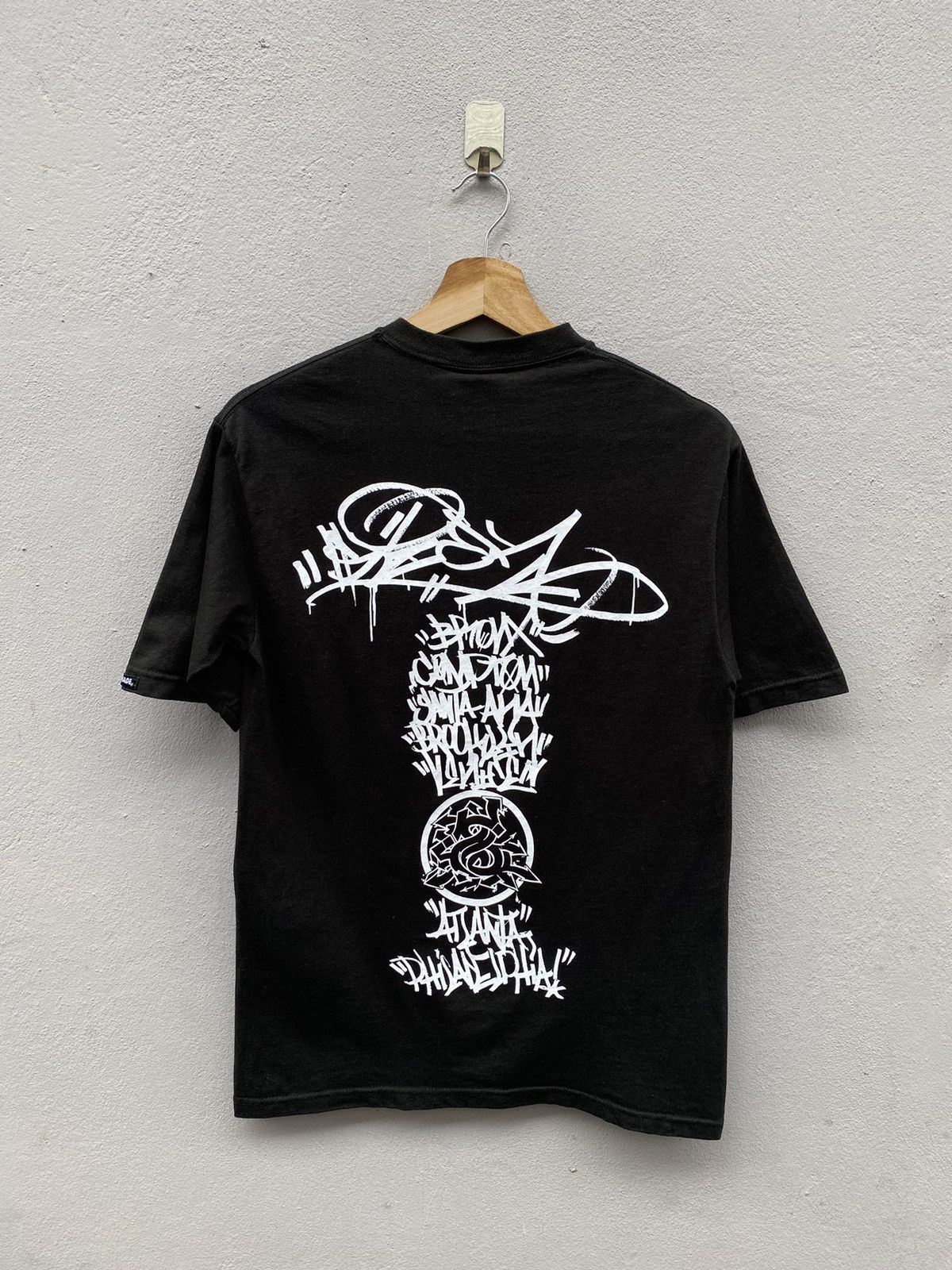 Stussy Vintage RARE 00s Stussy Project x SLICK World Tour Tee Size US S / EU 44-46 / 1 - 2 Thumbnail