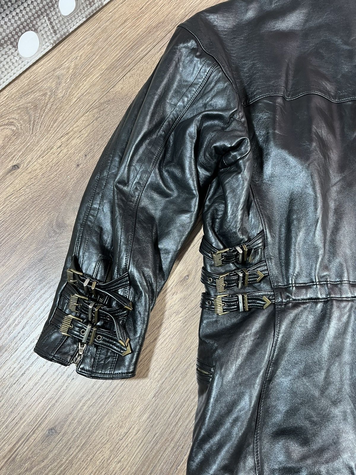 Versace GIANNI VERSACE 1992s LEATHER JACKET VERY RARE Size US XL / EU 56 / 4 - 22 Thumbnail