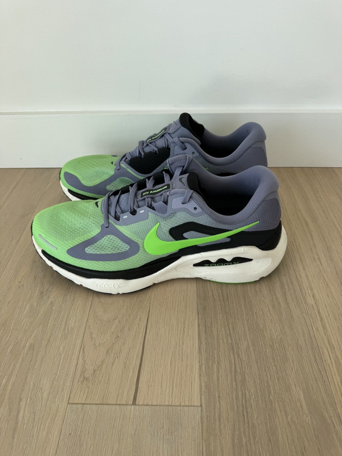 Nike Nike Structure Plus Iron Purple Voltage Green Size US 11.5 / EU 44-45 - 2 Thumbnail