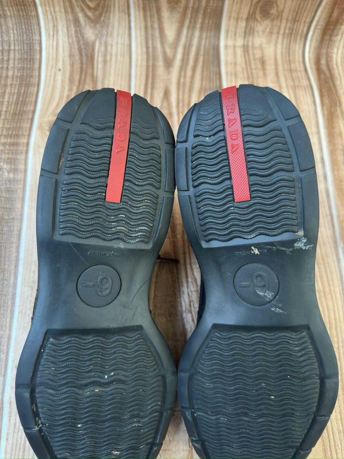 Prada Vintage Prada Sport Allacciata Regata Gym Nero Sneakers. Size US 7.5 / EU 40-41 - 22 Thumbnail