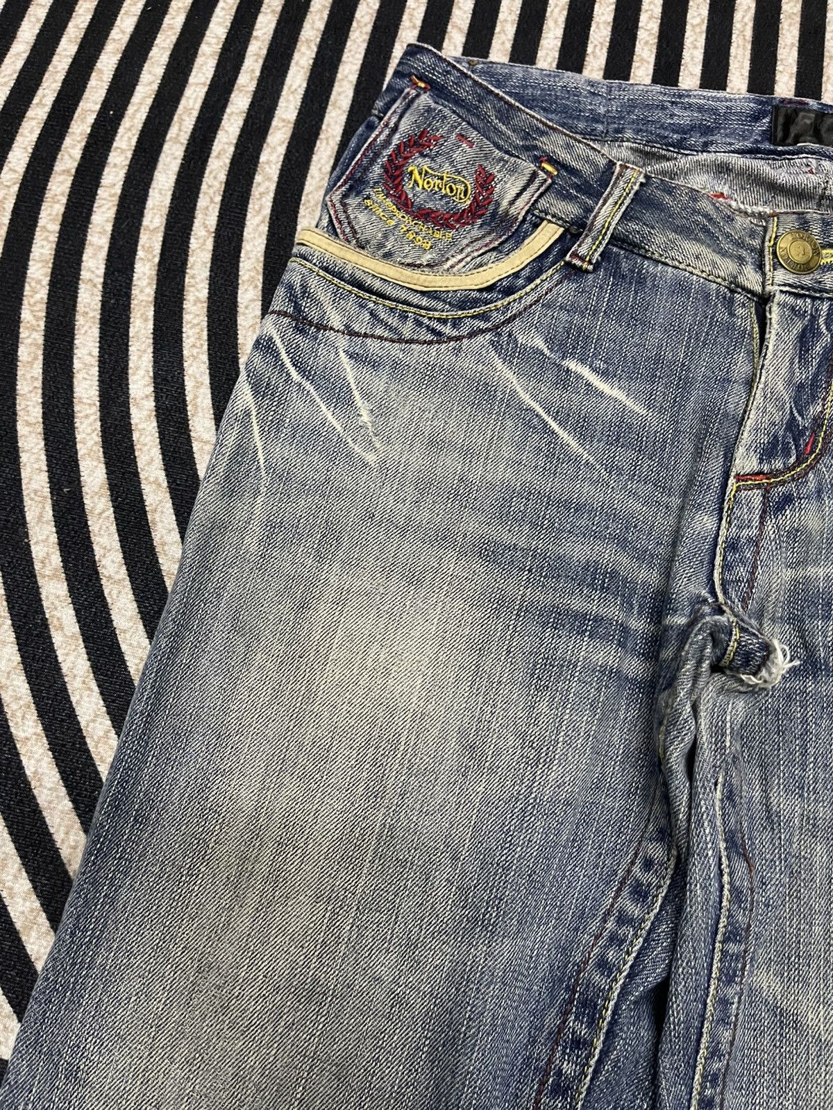 Norton 2000s NORTON DENIM DISTRESSED JEANS EMBROIDERED LOGO Size US 32 / EU 48 - 8 Thumbnail