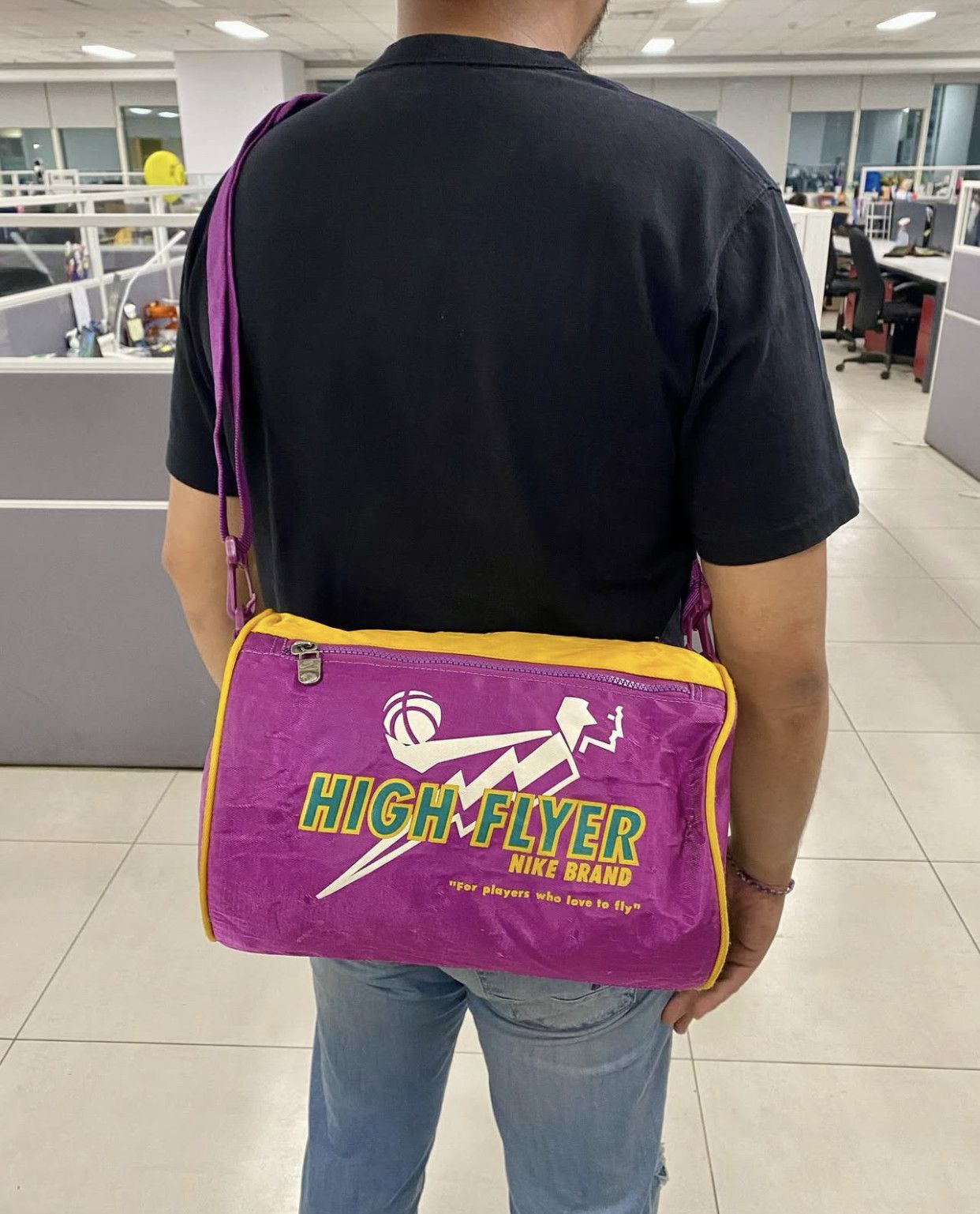 Nike × Vintage Nike Vintage Basketball High Flyer Duffle Bag Size ONE SIZE - 6 Thumbnail