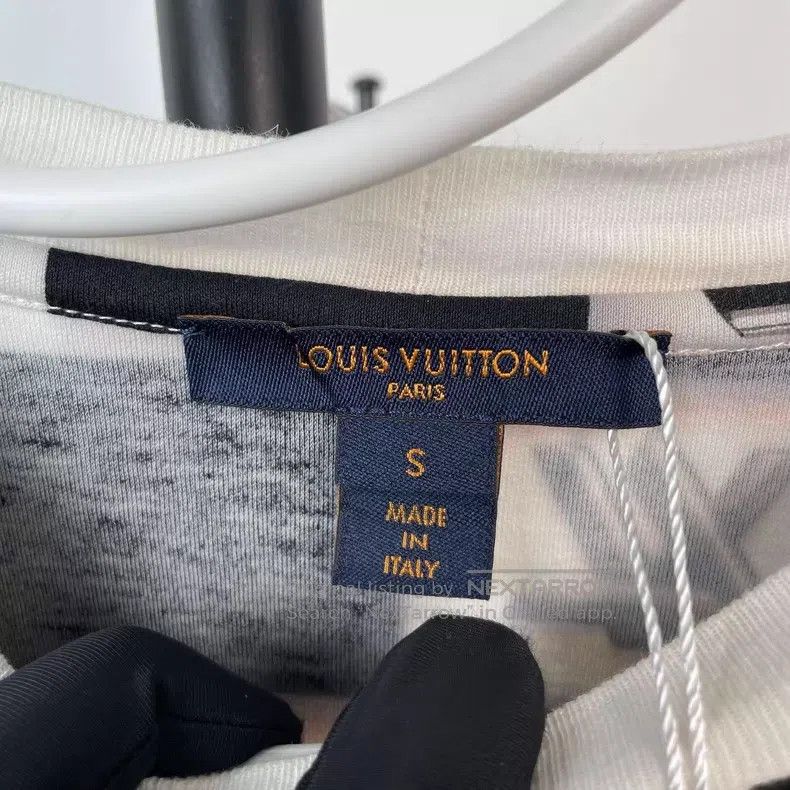 Louis Vuitton Louis Vuitton Black checkerboard chain short sleeve Size US S / EU 44-46 / 1 - 8 Thumbnail