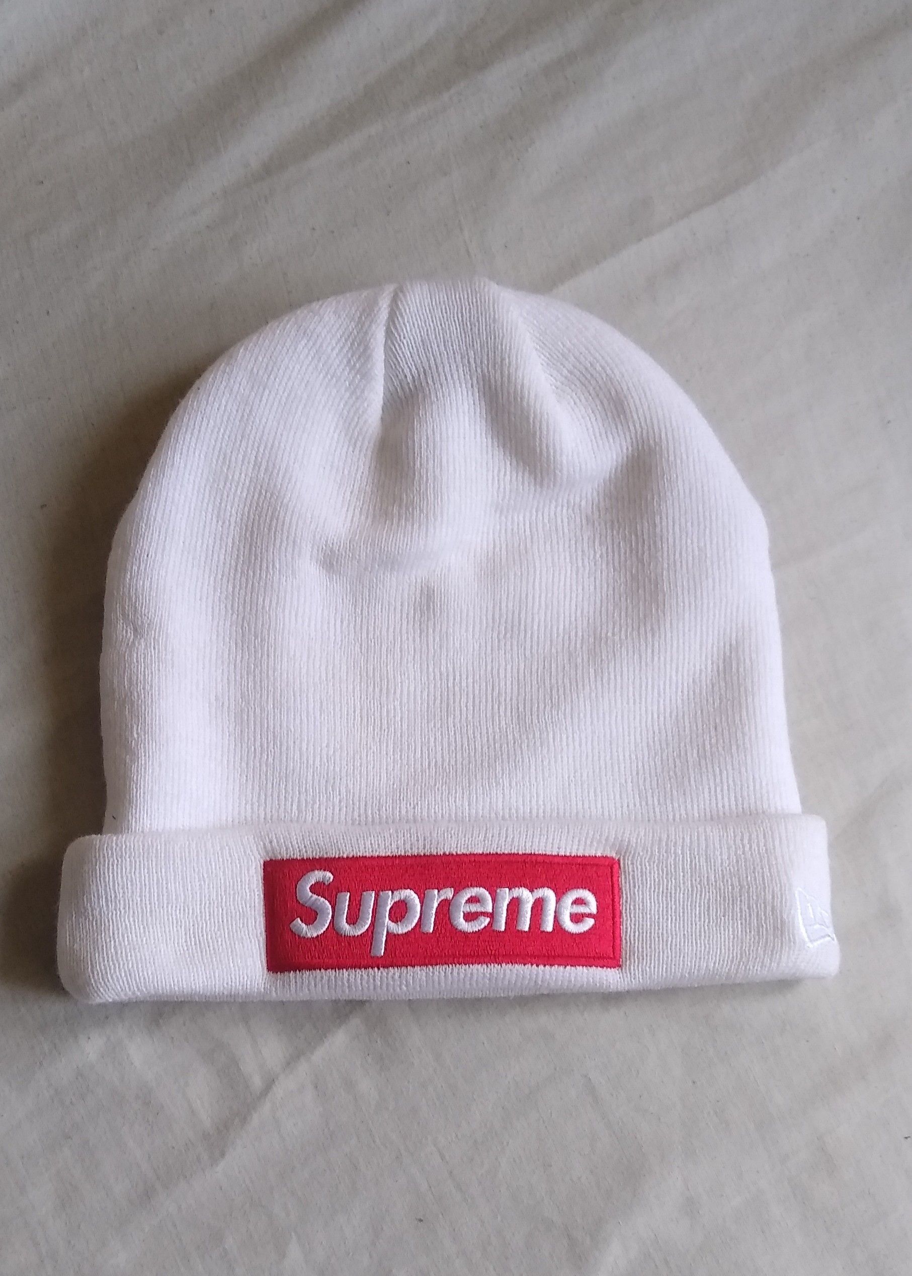 New Era × Supreme Bean Suprem x New Era Size ONE SIZE - 1 Thumbnail