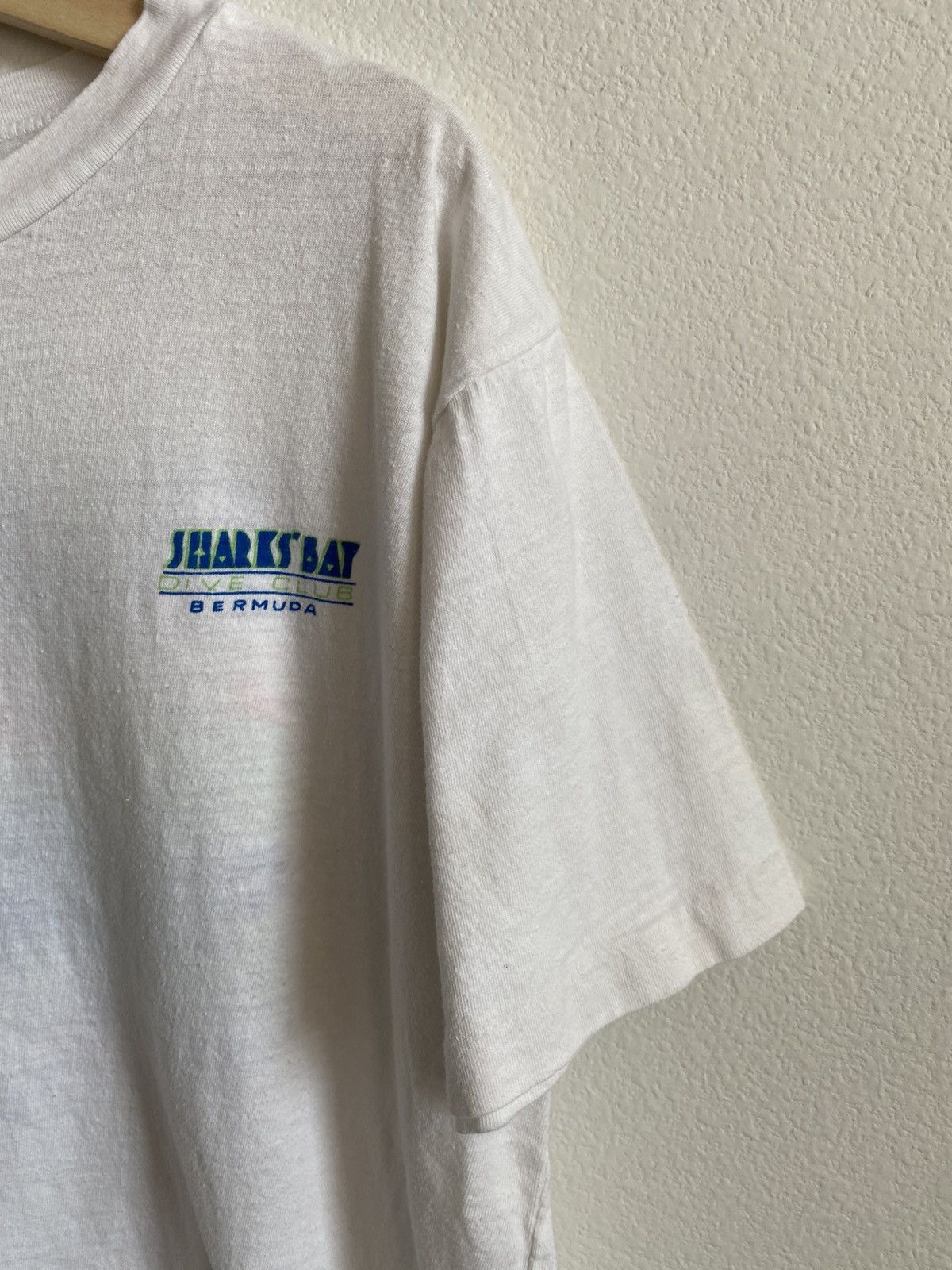 Unsound Rags Vintage 90s Sharks Bay Dive Club Single Stitch Tee Size US XL / EU 56 / 4 - 4 Thumbnail