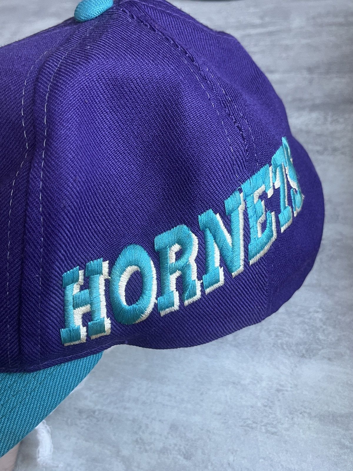 NBA × Vintage Charlotte Hornets Vintage NBA Cap Size ONE SIZE - 3 Thumbnail
