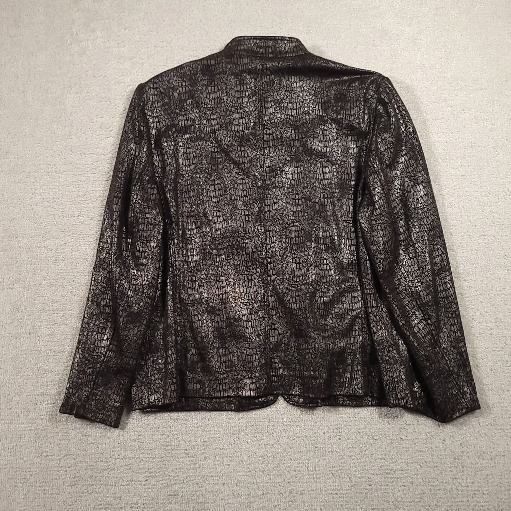 Vintage Alfred Dunner Silver Metallic Croc Print Faux Leather Full Front Zip Jacket 16 Black Women Jacket Full Zip Size XXL / US 16-18 / IT 52-54 - 7 Thumbnail