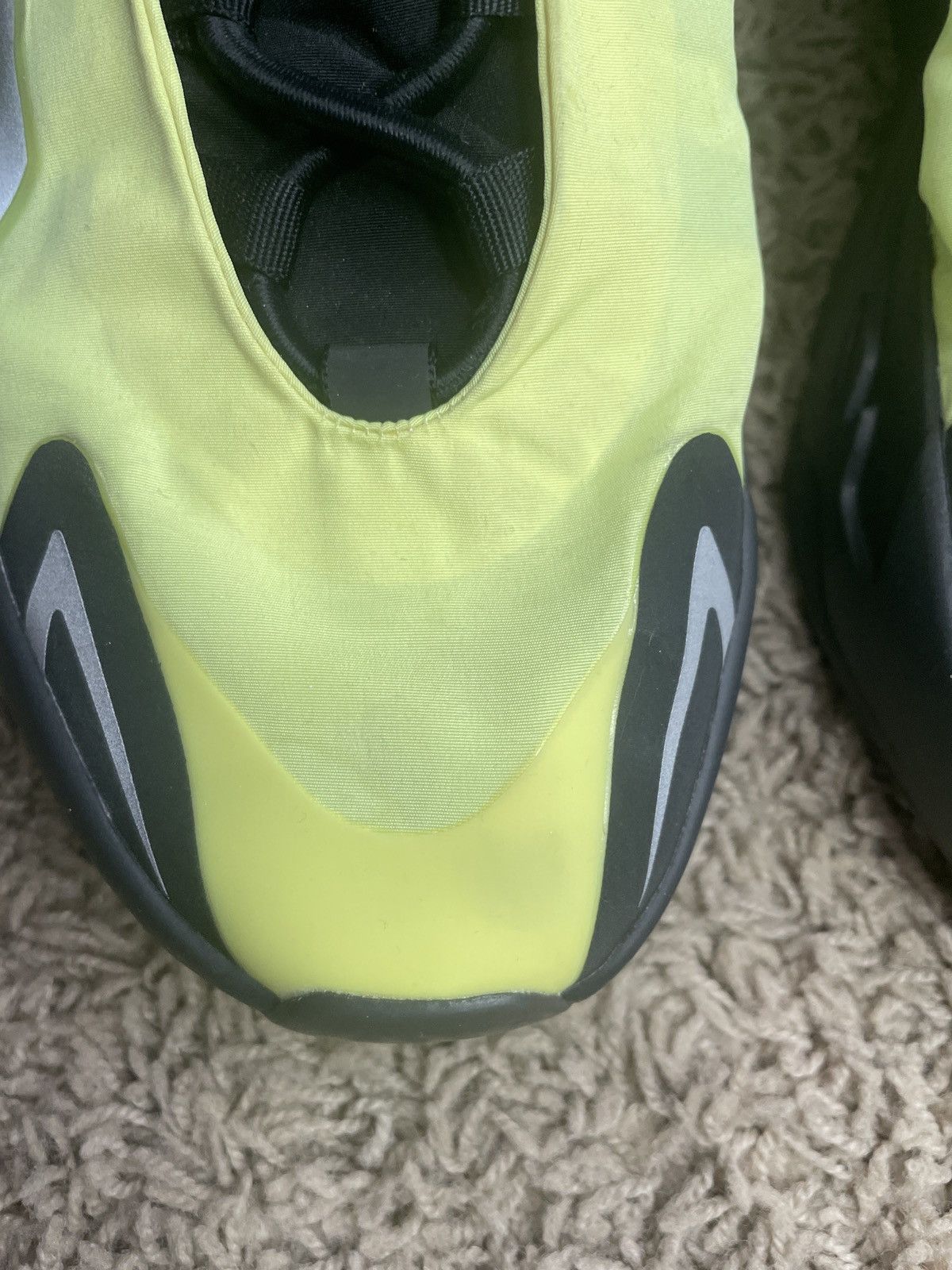 Adidas × Yeezy Yeezy 700 NMVM phosphor Size US 11 / EU 44 - 3 Thumbnail