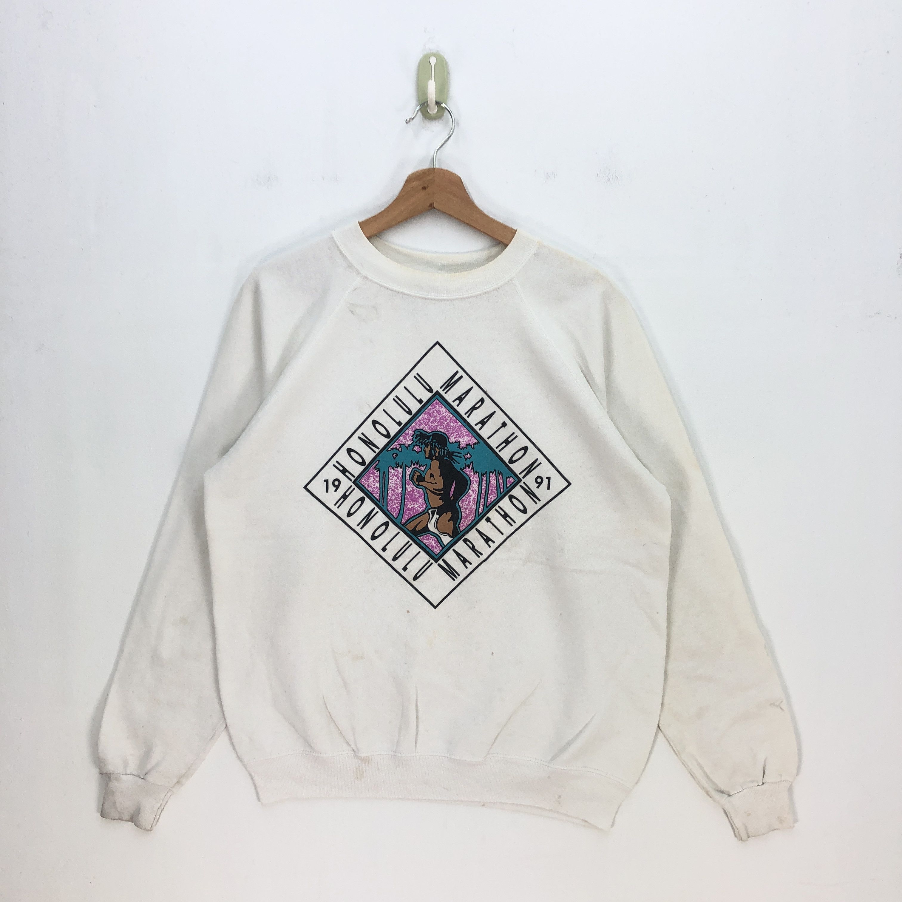 Vintage Vintage 1991 Honolulu Marathon Sweatshirt Sweater Jumper Size US L / EU 52-54 / 3 - 1 Thumbnail