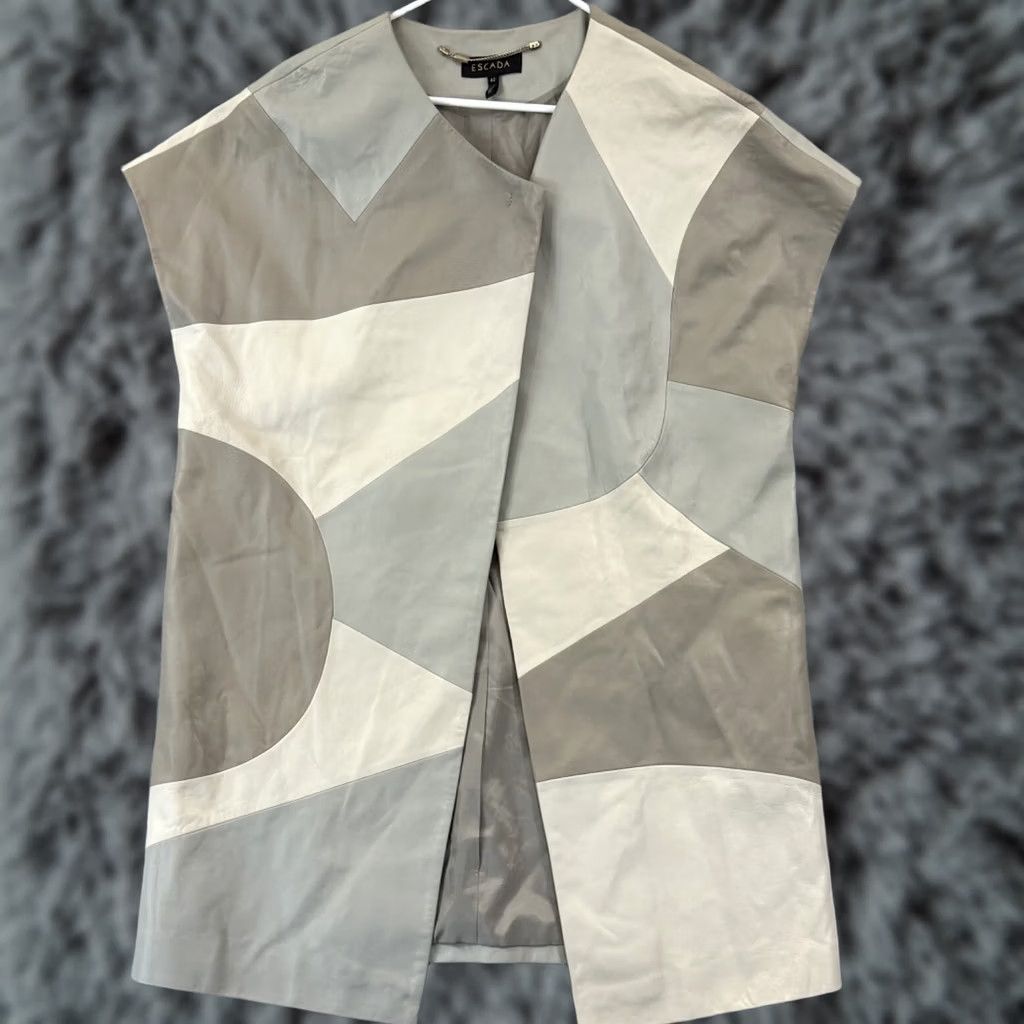 Escada VINTAGE Escada Coat Women 42 Geometric Long Leather Bohemian Lined Snap Casual Overcoat Larida Beige 42 Womens Size M / US 6-8 / IT 42-44 - 1 Thumbnail