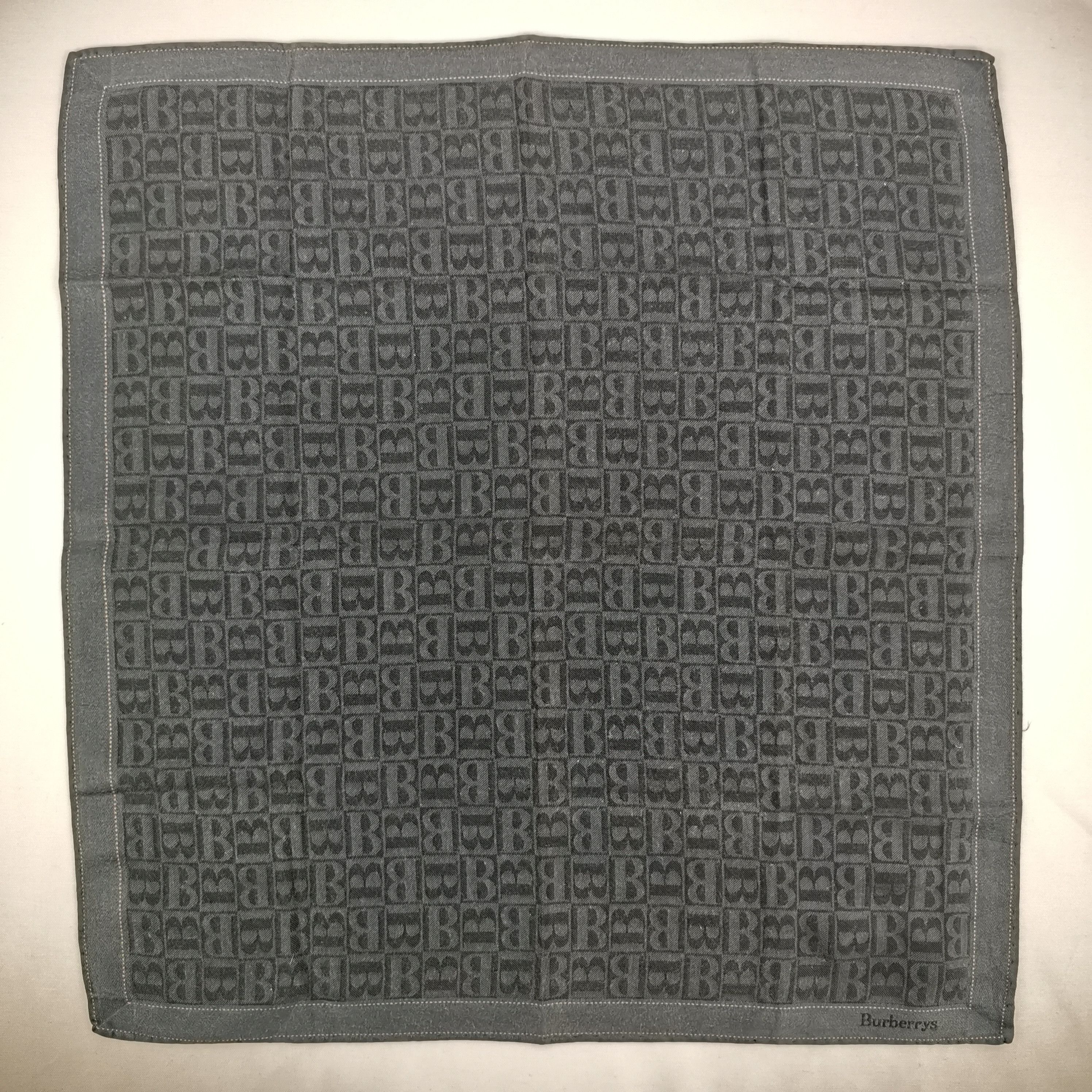 Burberry Vintage Burberry Handkerchief Neckerchief Bandana Size ONE SIZE - 2 Thumbnail