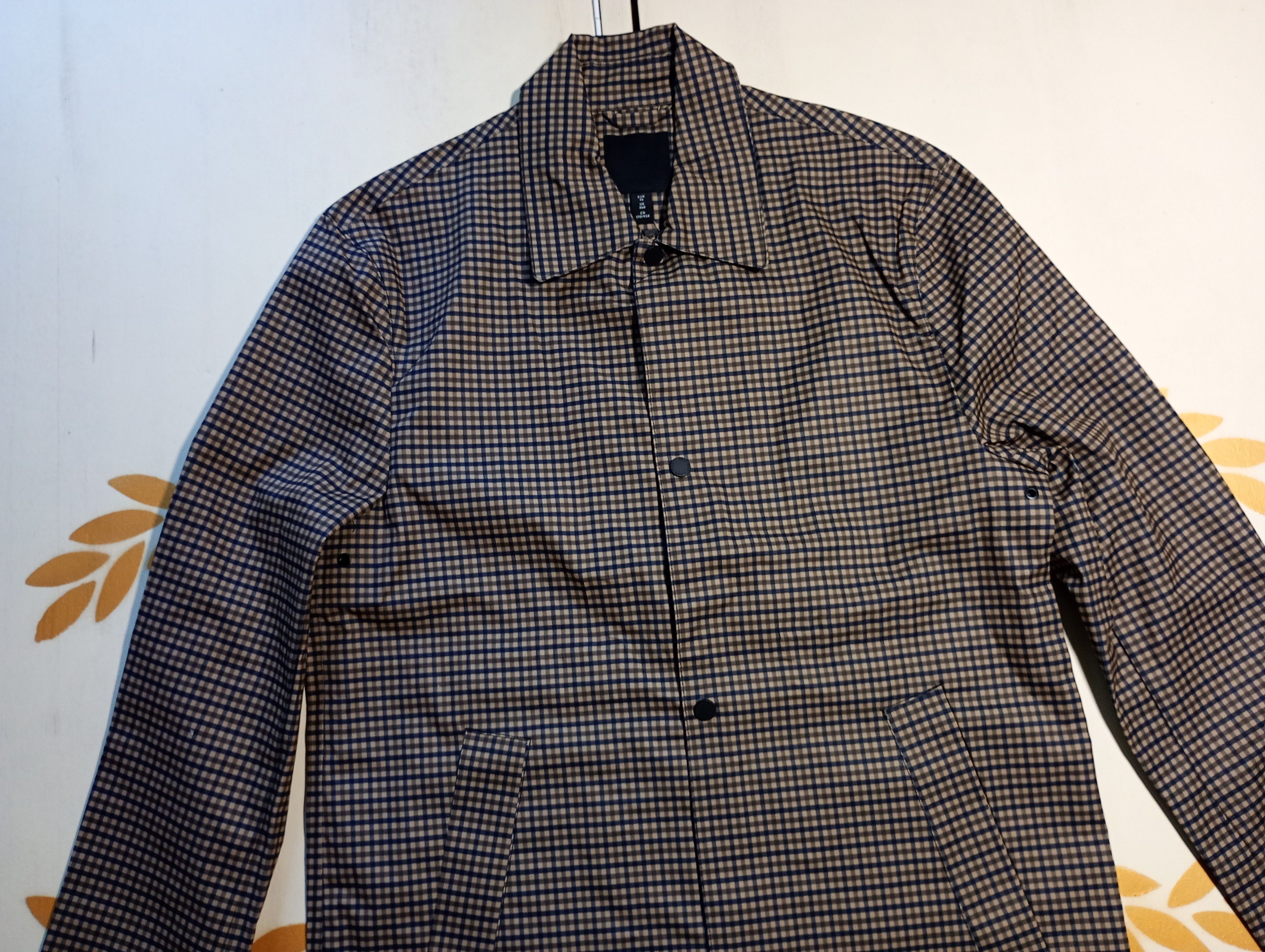 H&M H&M NWT Checkered Raincoat UK 36R Size US S / EU 44-46 / 1 - 5 Thumbnail
