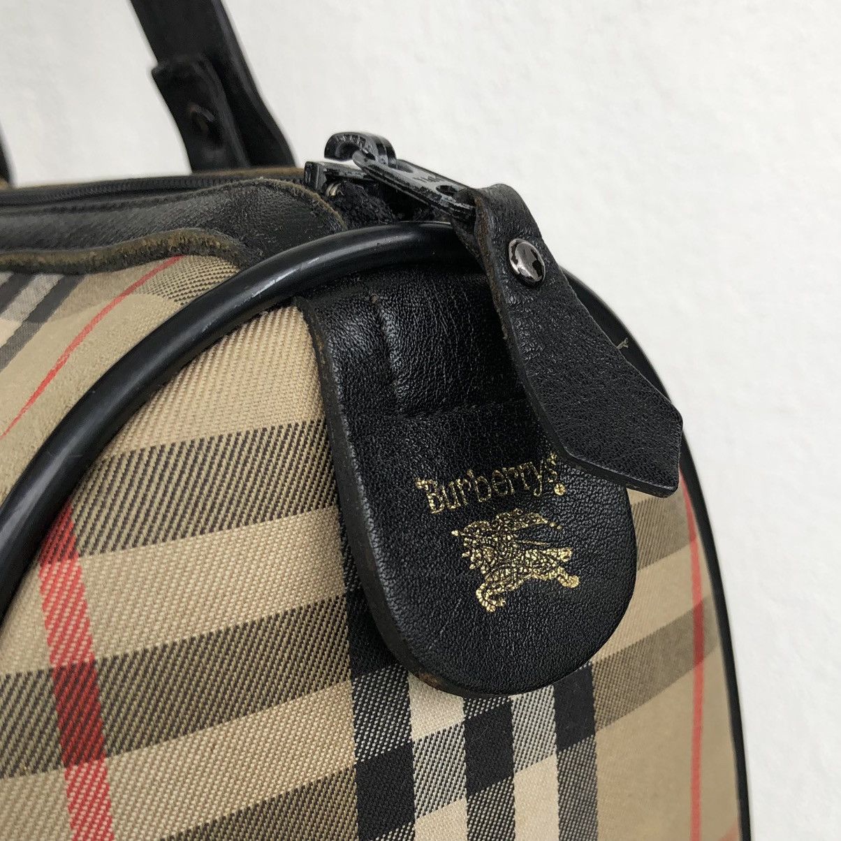 Burberry Burberry's Nova Check Pattern Logo Embossed Boston Bag Size ONE SIZE - 9 Thumbnail
