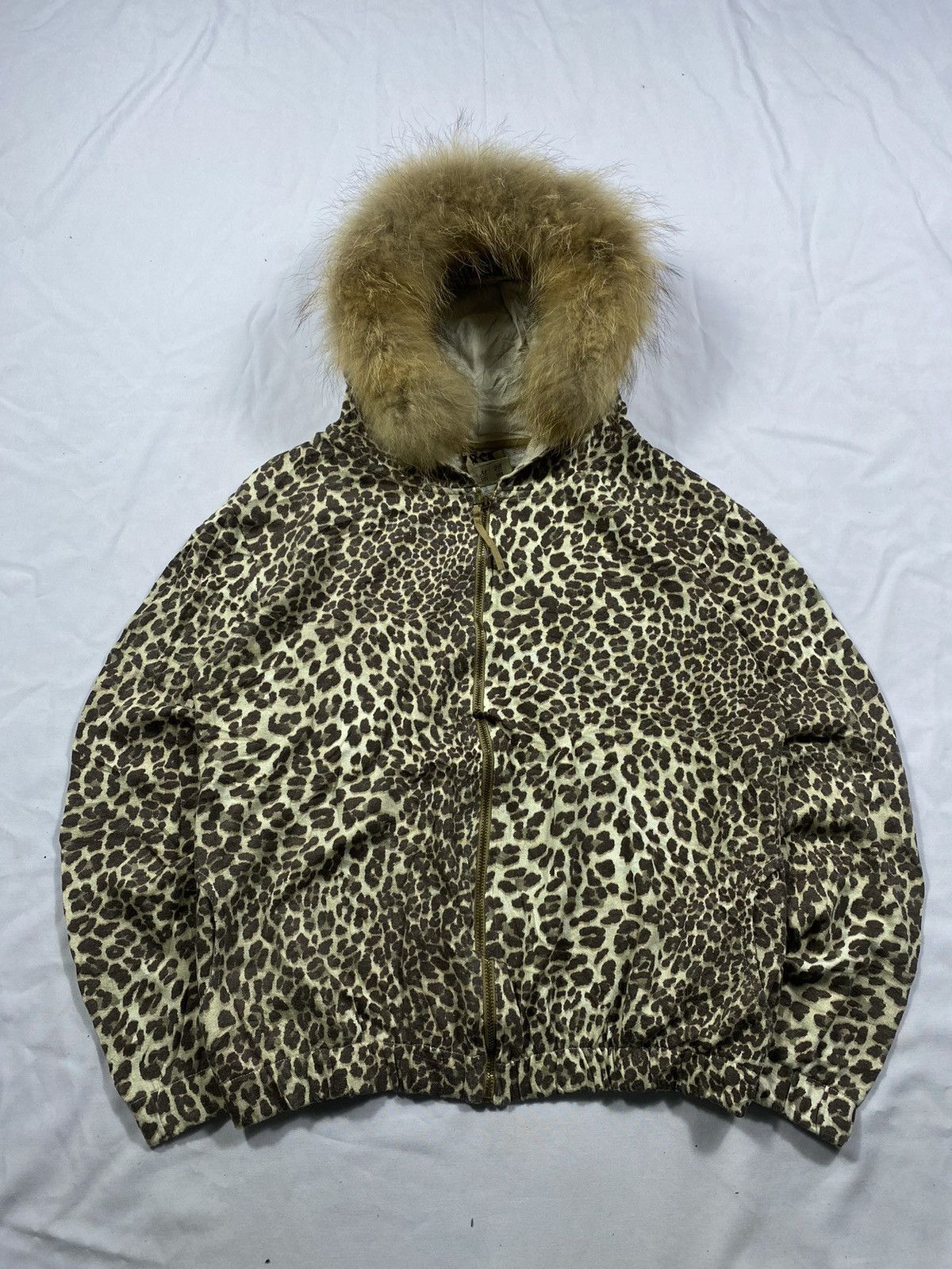 Bershka BSK FAUX ZIP FUR CLEOPARD HOODIE Size US M / EU 48-50 / 2 - 1 Thumbnail