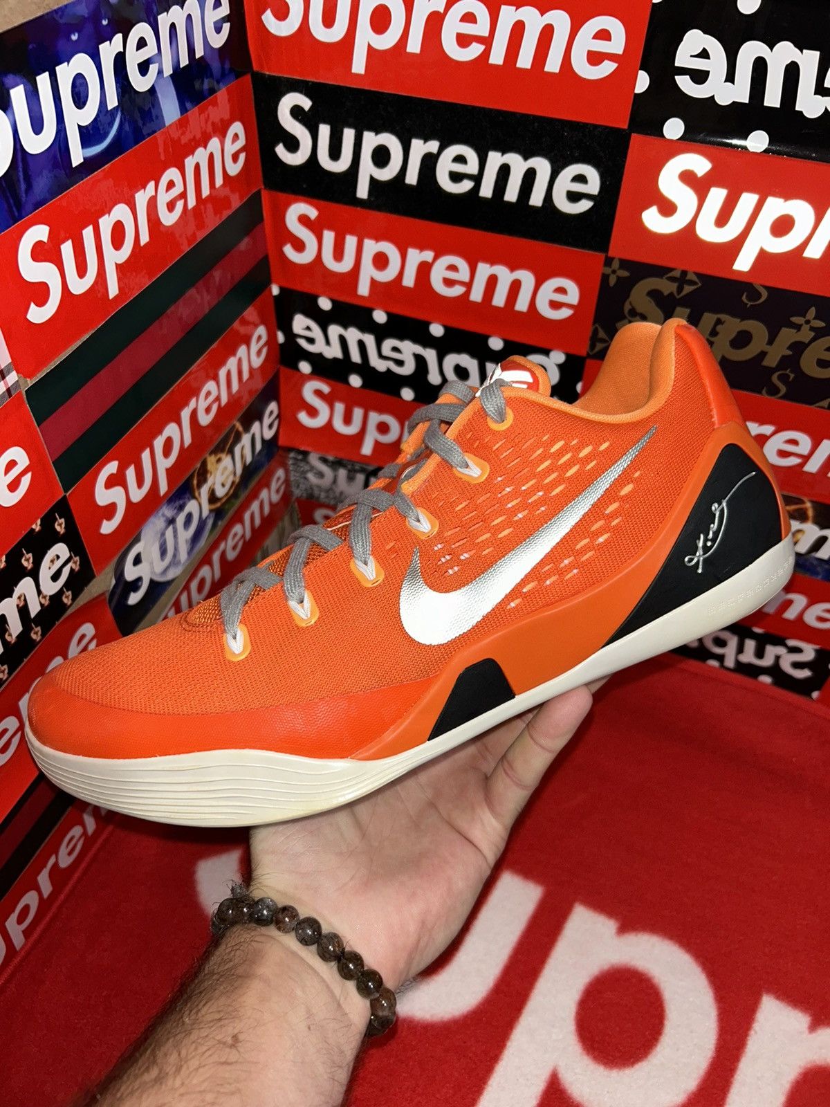 Nike Nike Kobe 9 EM TB “Orange Blaze” 685776-808 size 12.5 Size US 12.5 / EU 45-46 - 7 Thumbnail