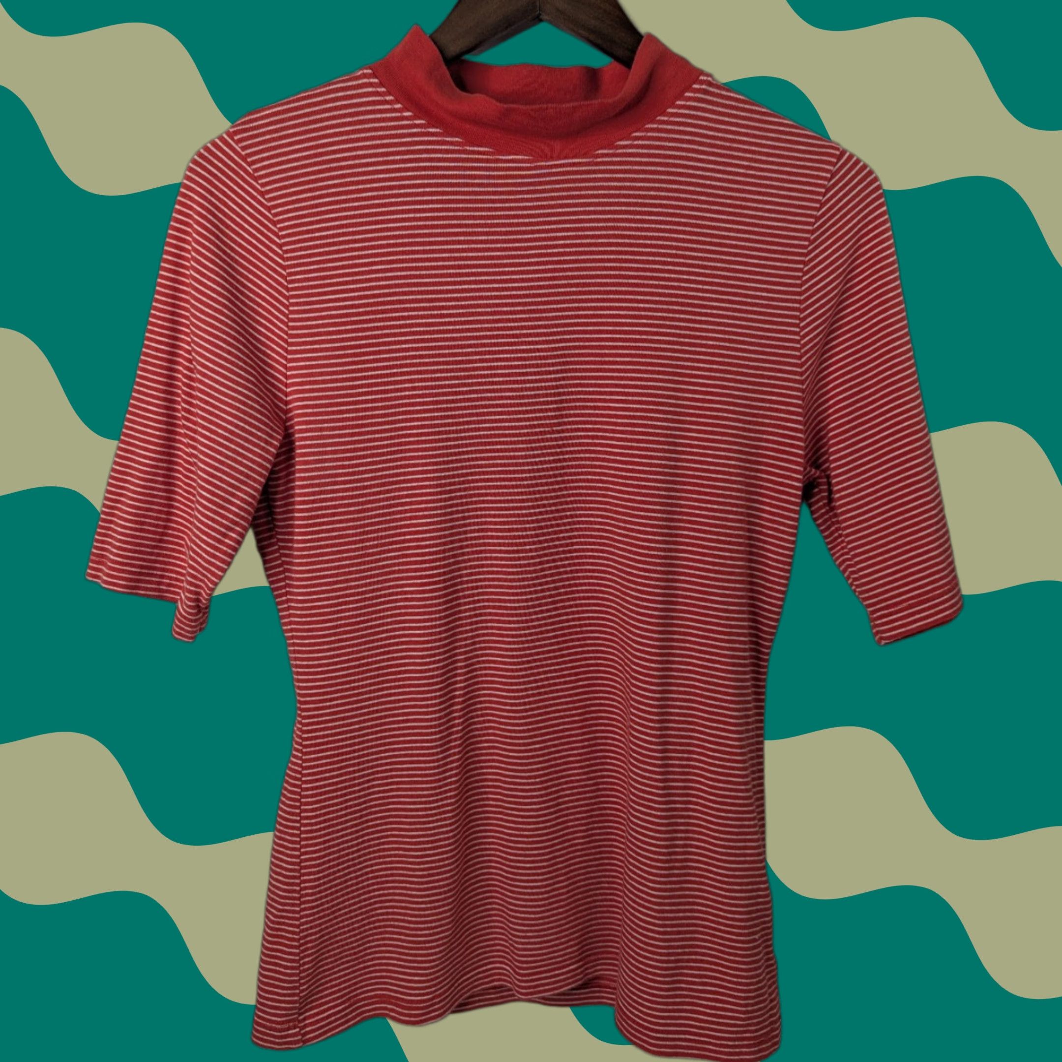 Anthropologie VINTAGE Anthropologie T.La Red and White Striped Mockneck Tee Size Medium Size M / US 6-8 / IT 42-44 - 1 Thumbnail
