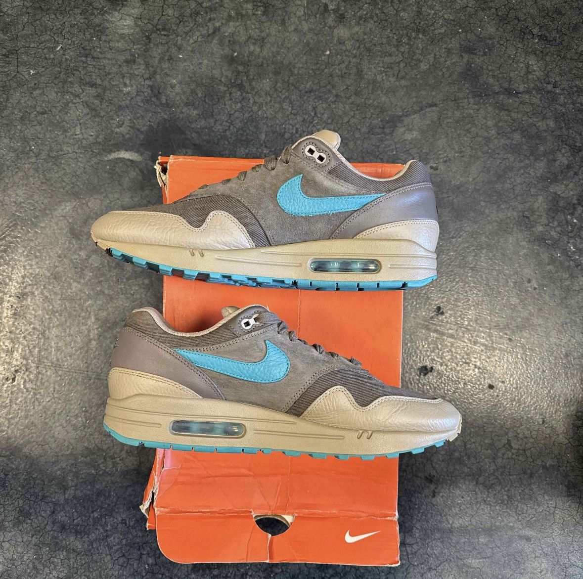 Nike Air Max 1 Ridgerock Size US 11 / EU 44 - 2 Thumbnail