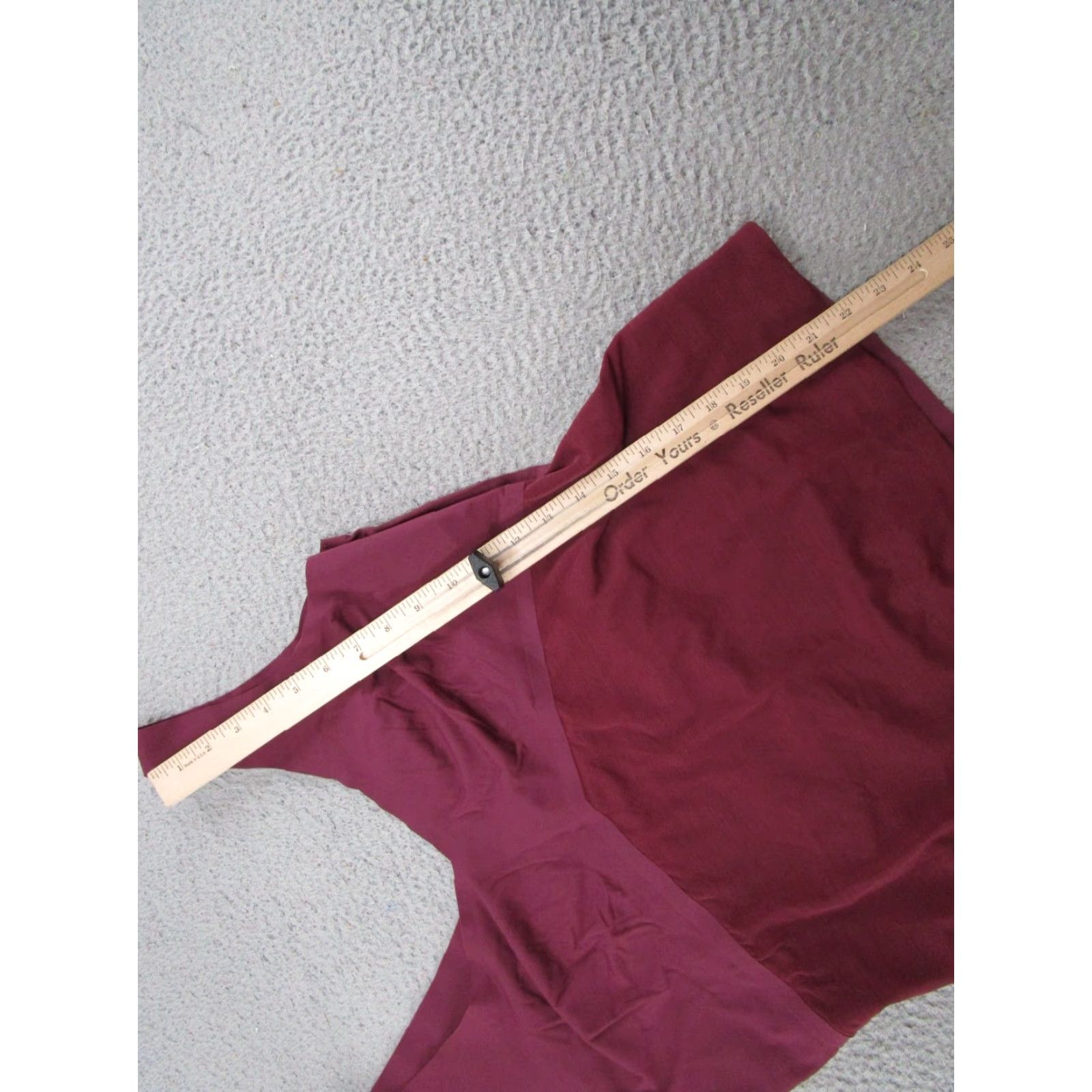 Vintage Honeylove Red Seamless Built-in Sports Bra Tank Top 2X Shapewear Woman Tank Top Sleeveless Strappy Sleeve Plus Size Size XXL / US 16-18 / IT 52-54 - 4 Thumbnail
