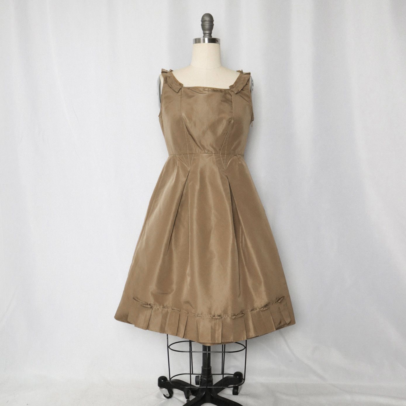 Miu Miu 00s Miu Miu Pleated Accent Babydoll Dress Size S / US 4 / IT 40 - 2 Thumbnail
