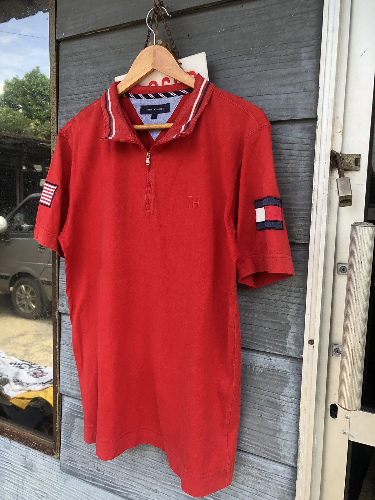 Tommy Hilfiger × Vintage Vintage Tommy Hilfiger USA 1/4 Zipper Polo Tee Size US L / EU 52-54 / 3 - 4 Thumbnail