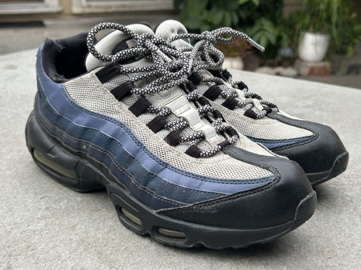 Nike 2017 nike air max 95 black navy obsidan Size US 9.5 / EU 42-43 - 5 Thumbnail