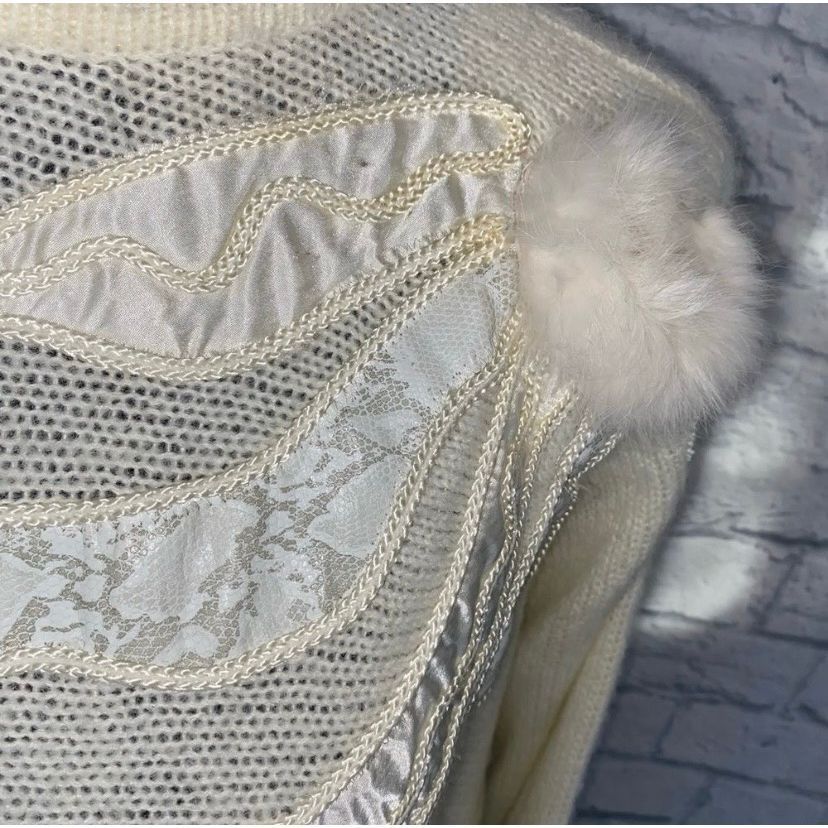 Other Adolfo Vintage women L Crewneck sweater w/cording, lace sati Size L / US 10 / IT 46 - 2 Thumbnail