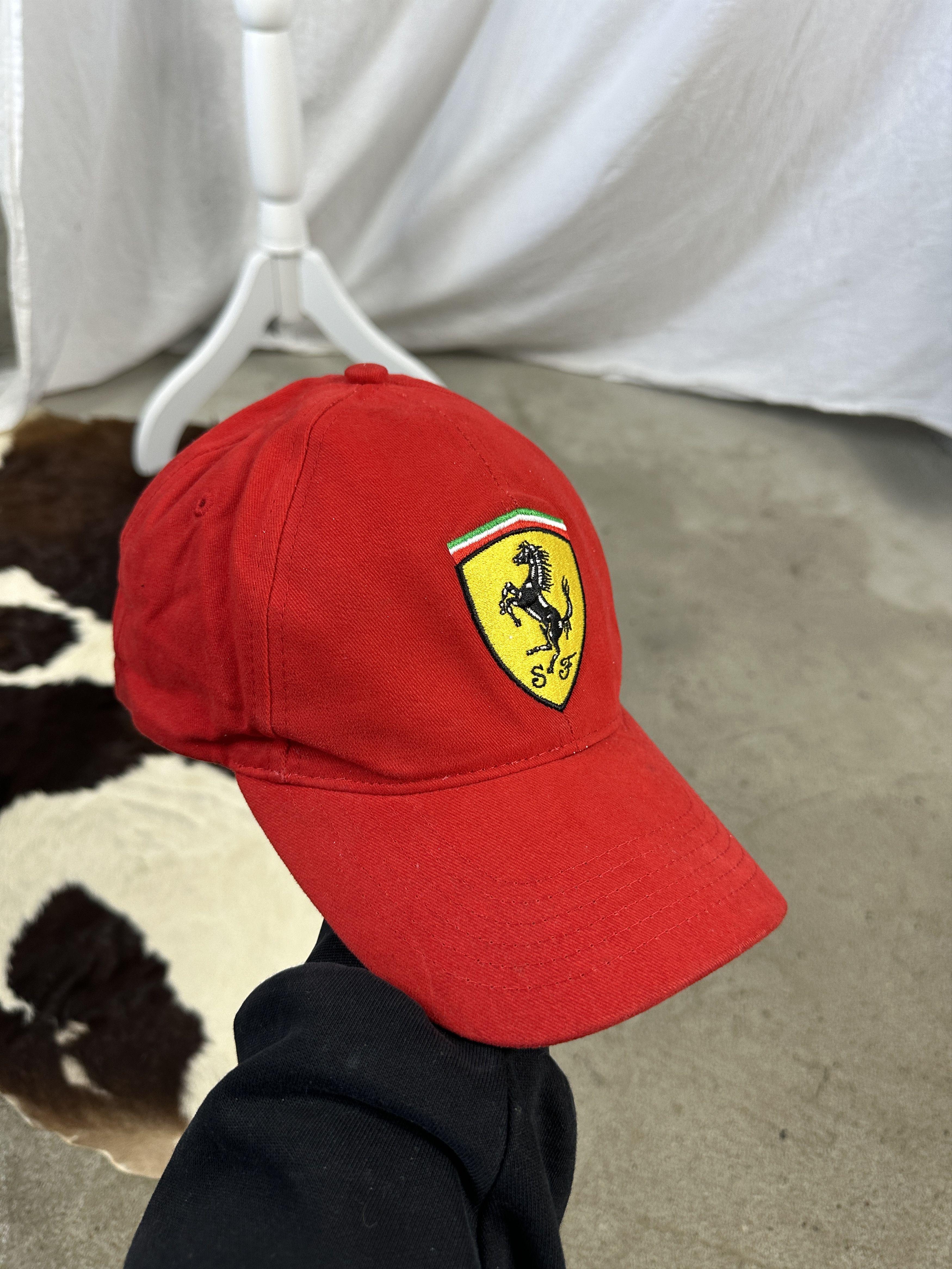 Ferrari × Vintage Vintage Streetwear Sportswear Athleisure Moto Ferrari Hat Size ONE SIZE - 1 Thumbnail