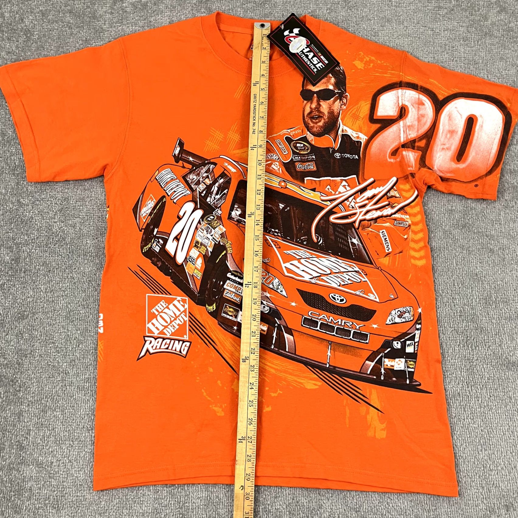 Chase Authentics TONY STEWART Graphic T-Shirt Mens Medium Orange Chase Authentics NASCAR Racing Y2K Size US M / EU 48-50 / 2 - 5 Thumbnail