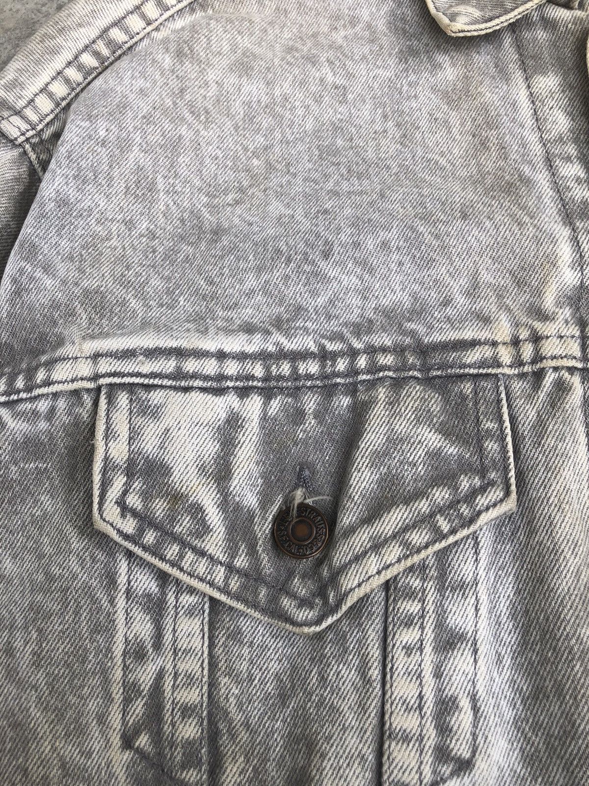 Levi's Vintage 80s Levis Denim Jacket Distressed Denim Size US M / EU 48-50 / 2 - 14 Thumbnail