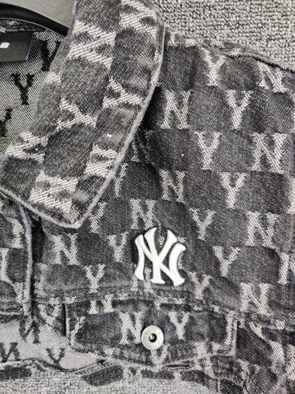 New York Yankees MLB New York Yankees Monogram Cropped Denim Jacket Size US M / EU 48-50 / 2 - 4 Thumbnail