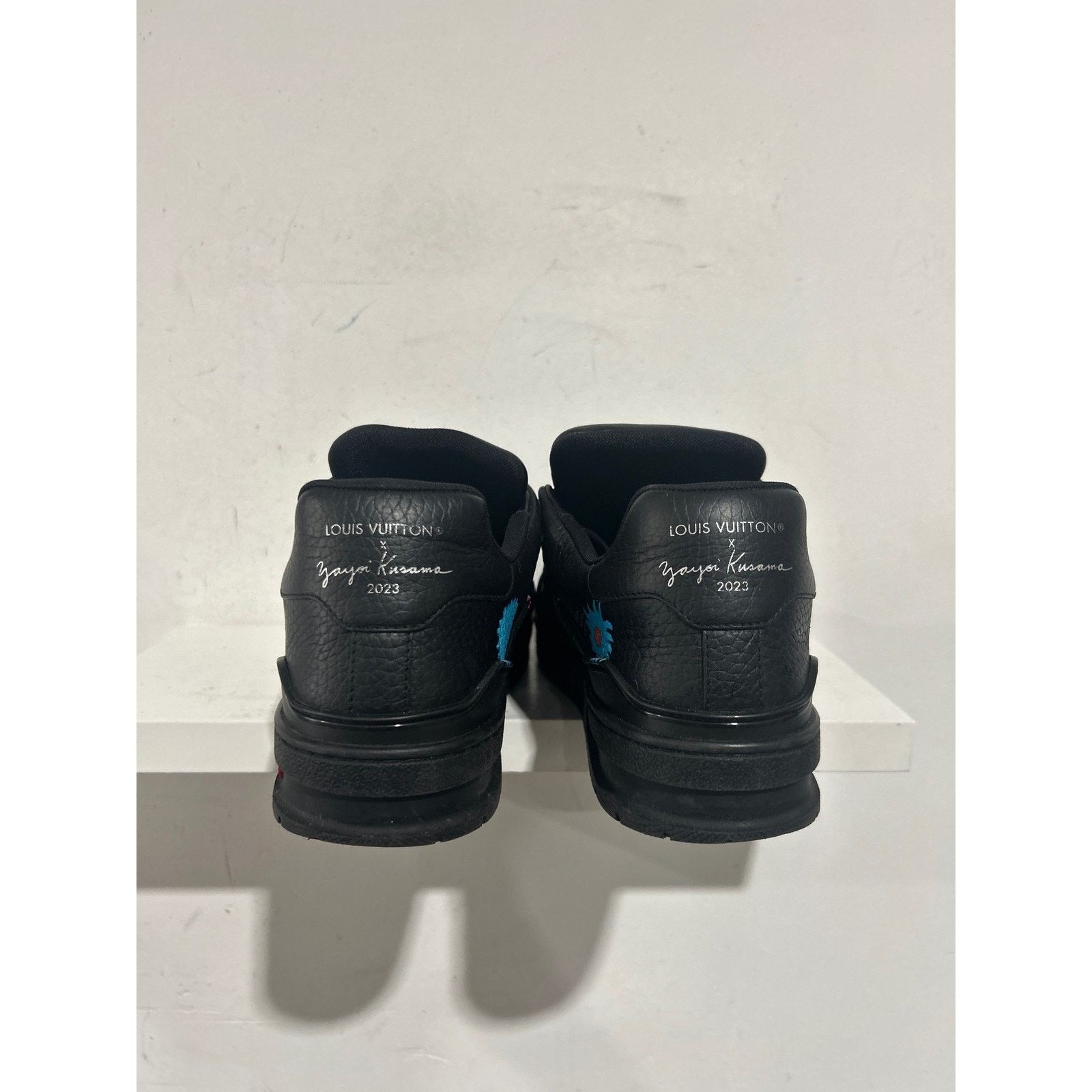 Louis Vuitton LOUIS VUITTON YAYOI KUSAMA BLK TRAINER SIZE 8.5 US PREOWNED Size US 8.5 / EU 41-42 - 3 Thumbnail