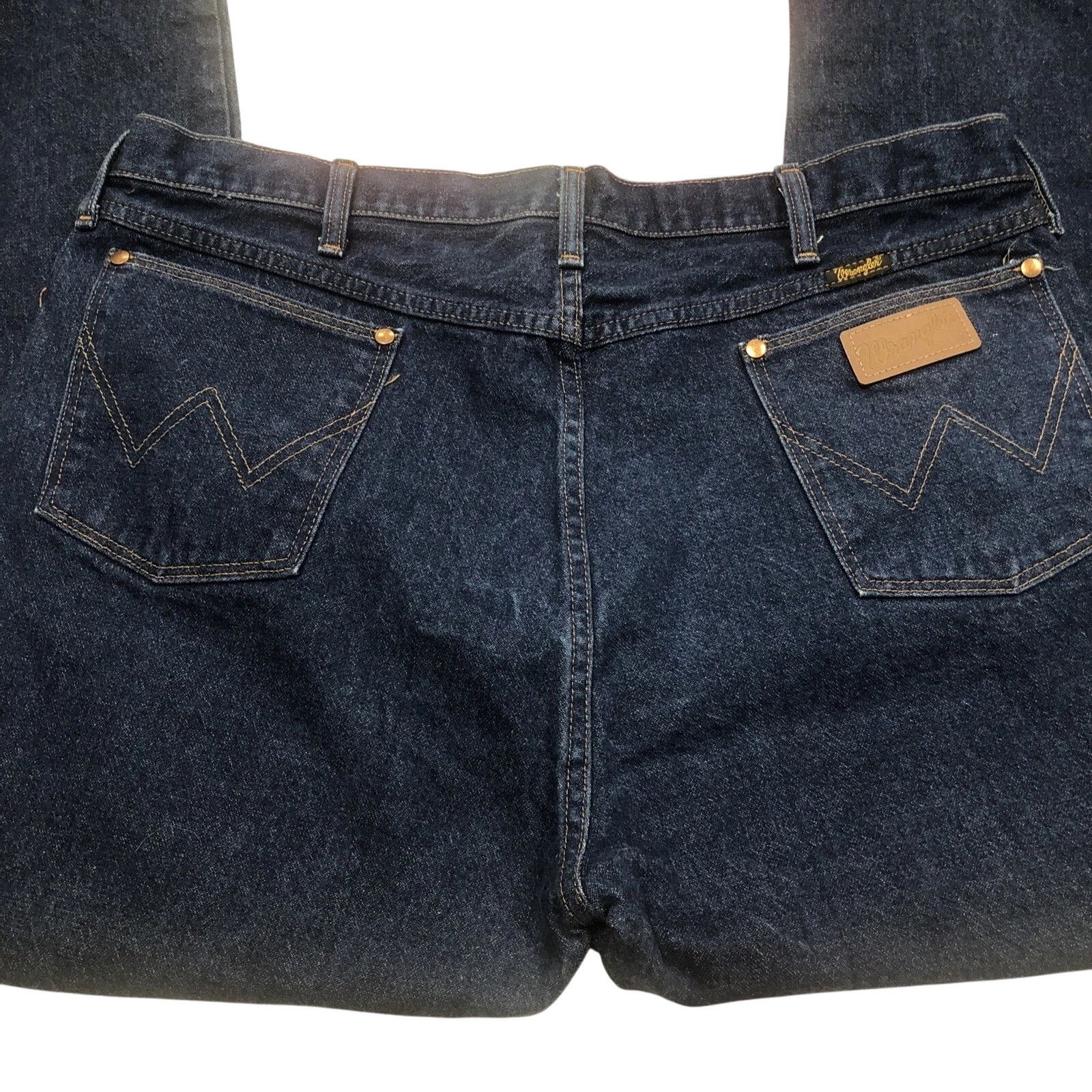Wrangler Wrangler - 13MWZ Made in USA Cowboy Cut Jeans – 42x32 Size US 42 / EU 58 - 5 Thumbnail